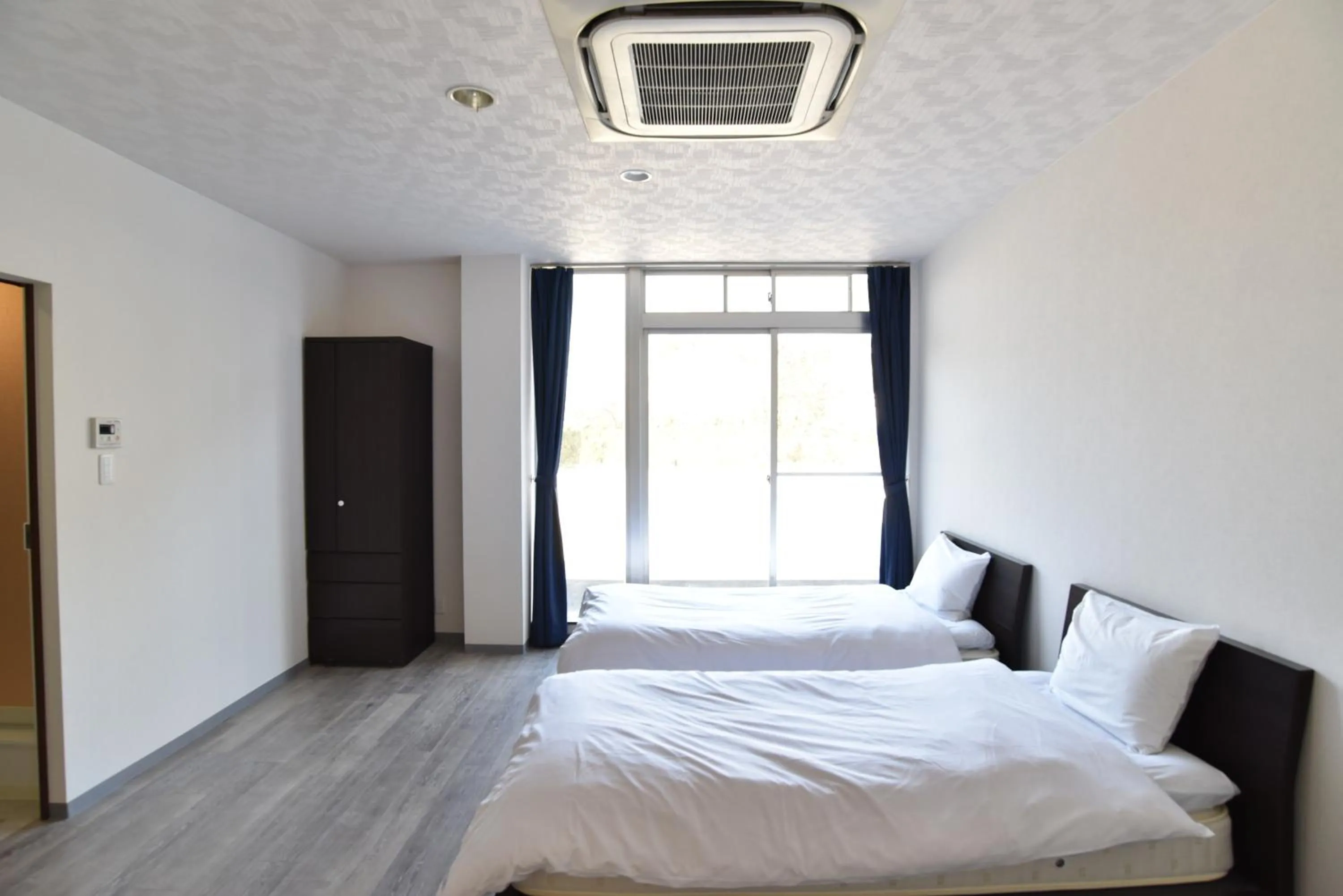 Bed in Alaise De Bale Shirahama