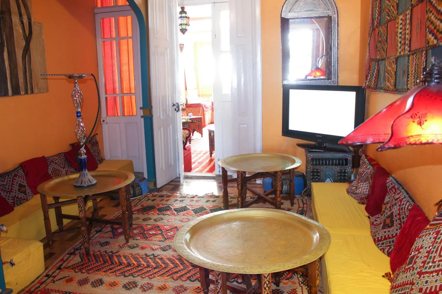 Communal lounge/ TV room in Porto Riad - Guest House