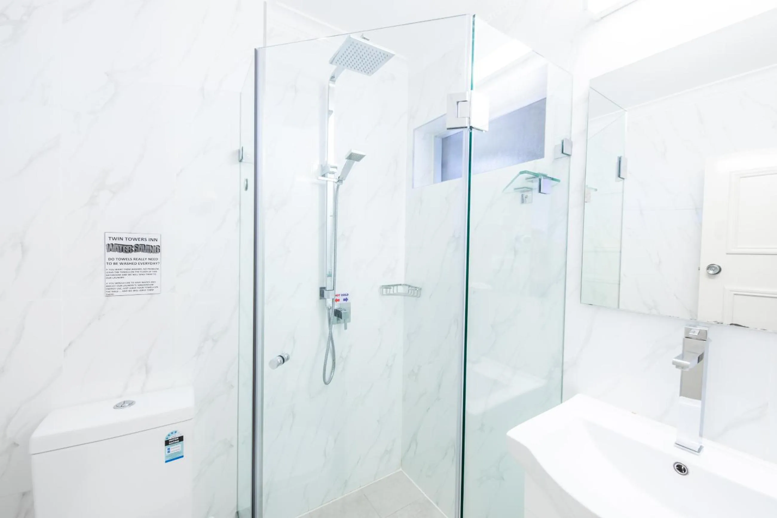 Shower in Twin Towers Inn