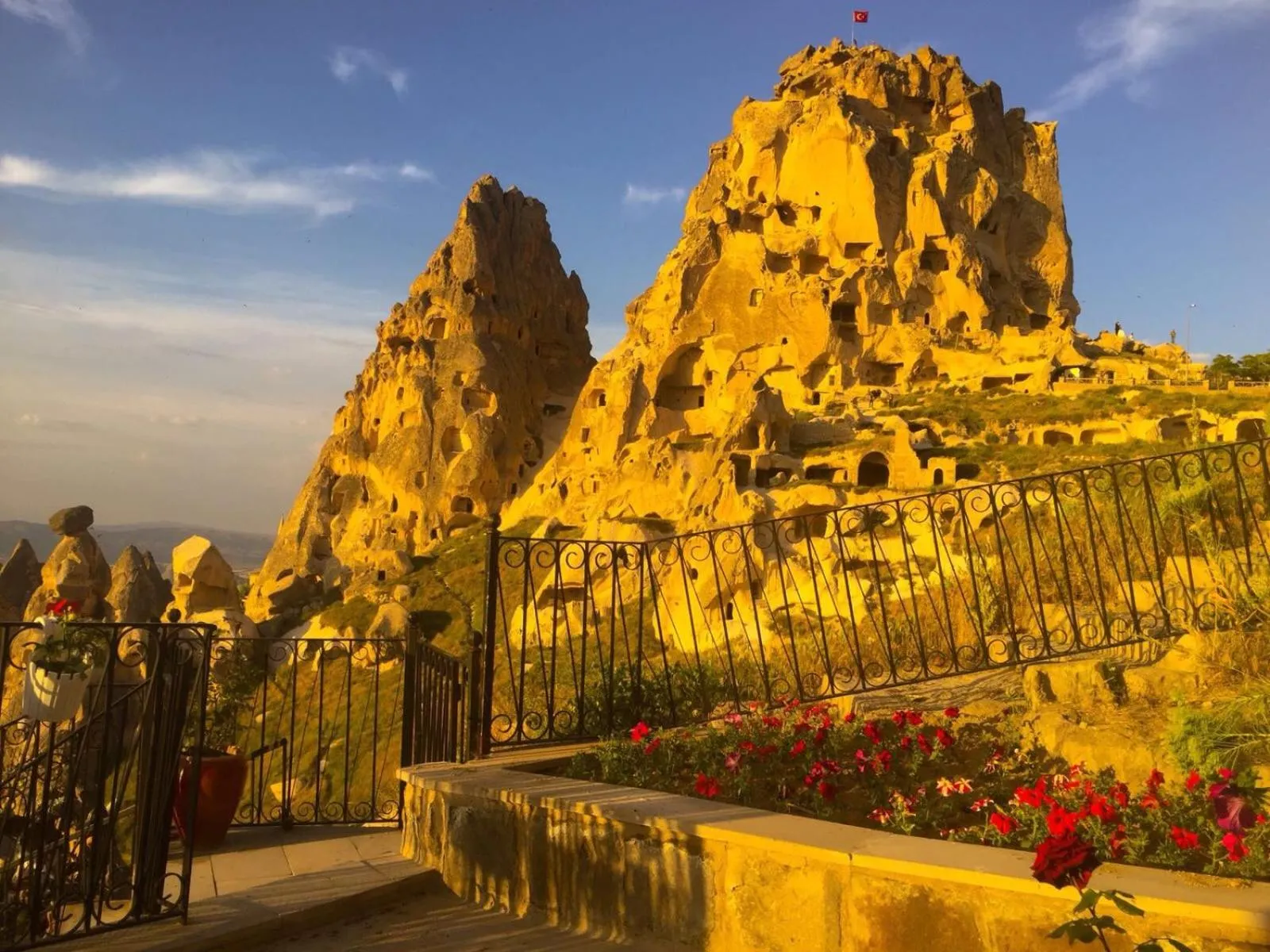 Nearby landmark in Caldera Cave Hotel
