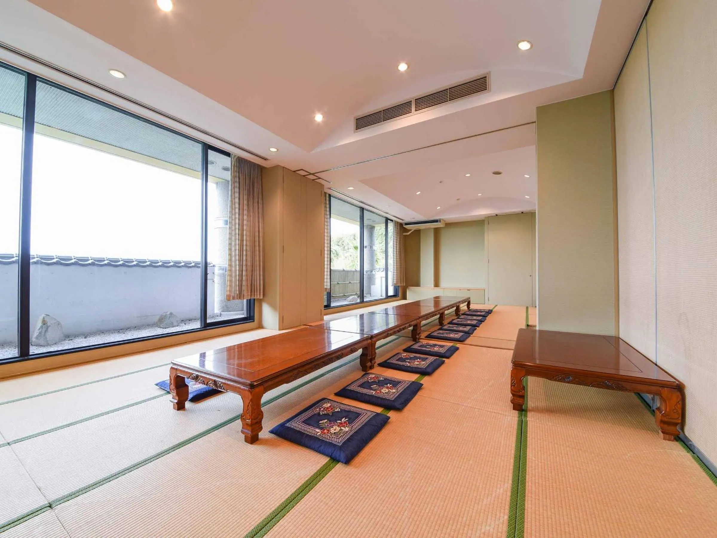 Area and facilities in Spring Golf and Art Resort Awaji