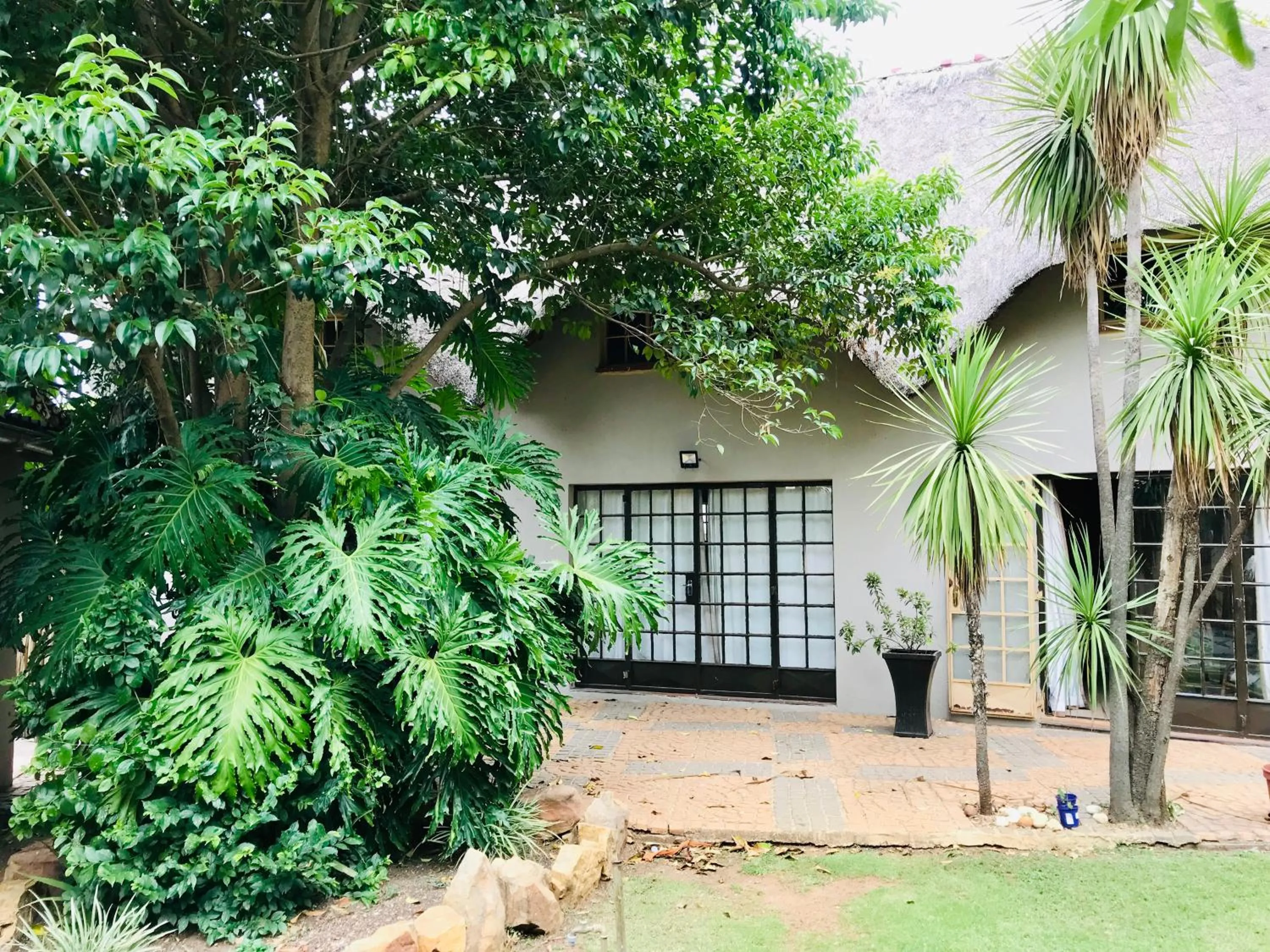 Property building in Aerotropolis Guest Lodge