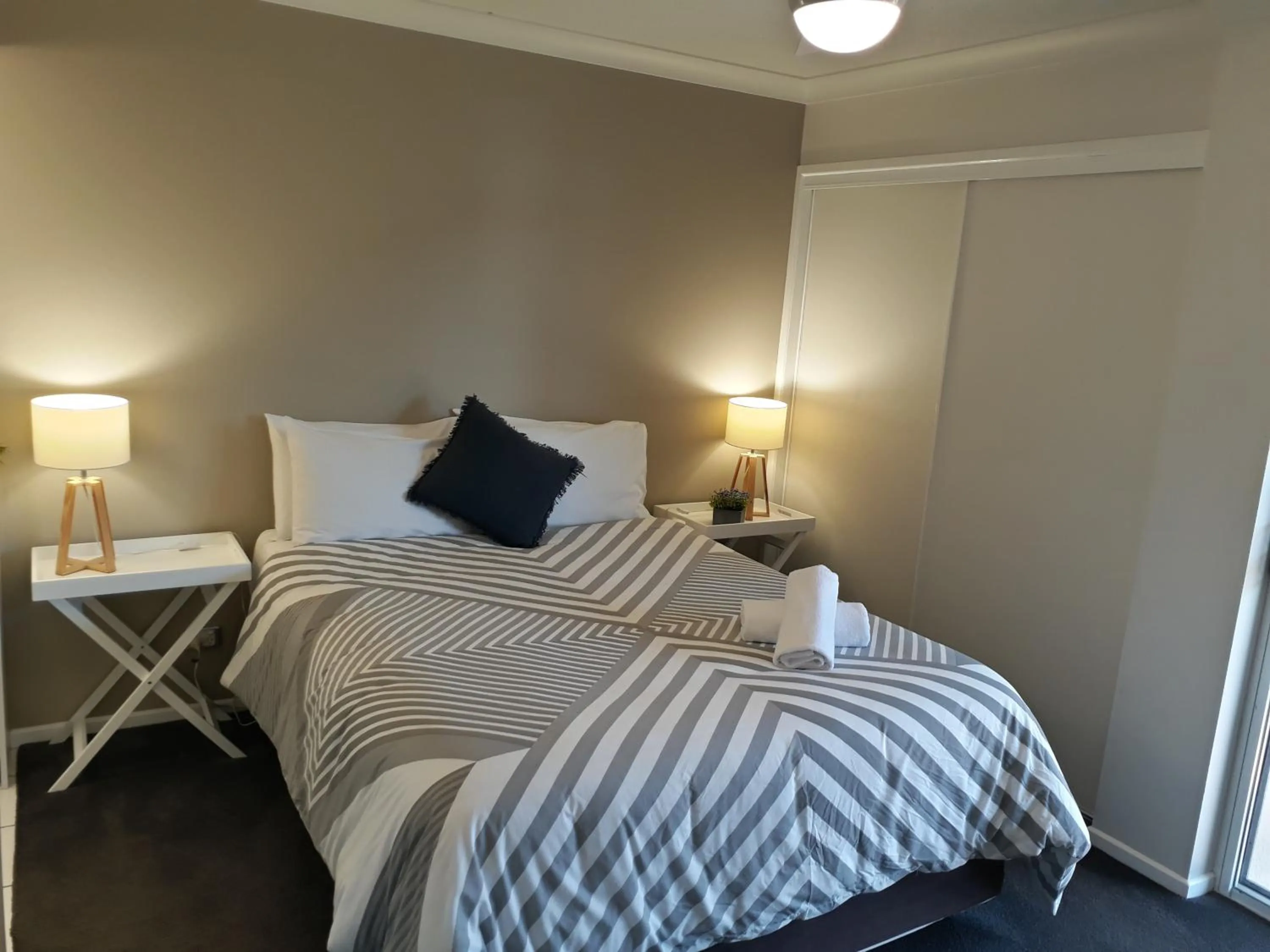 Bedroom, Bed in Pandanus Coolum Beach