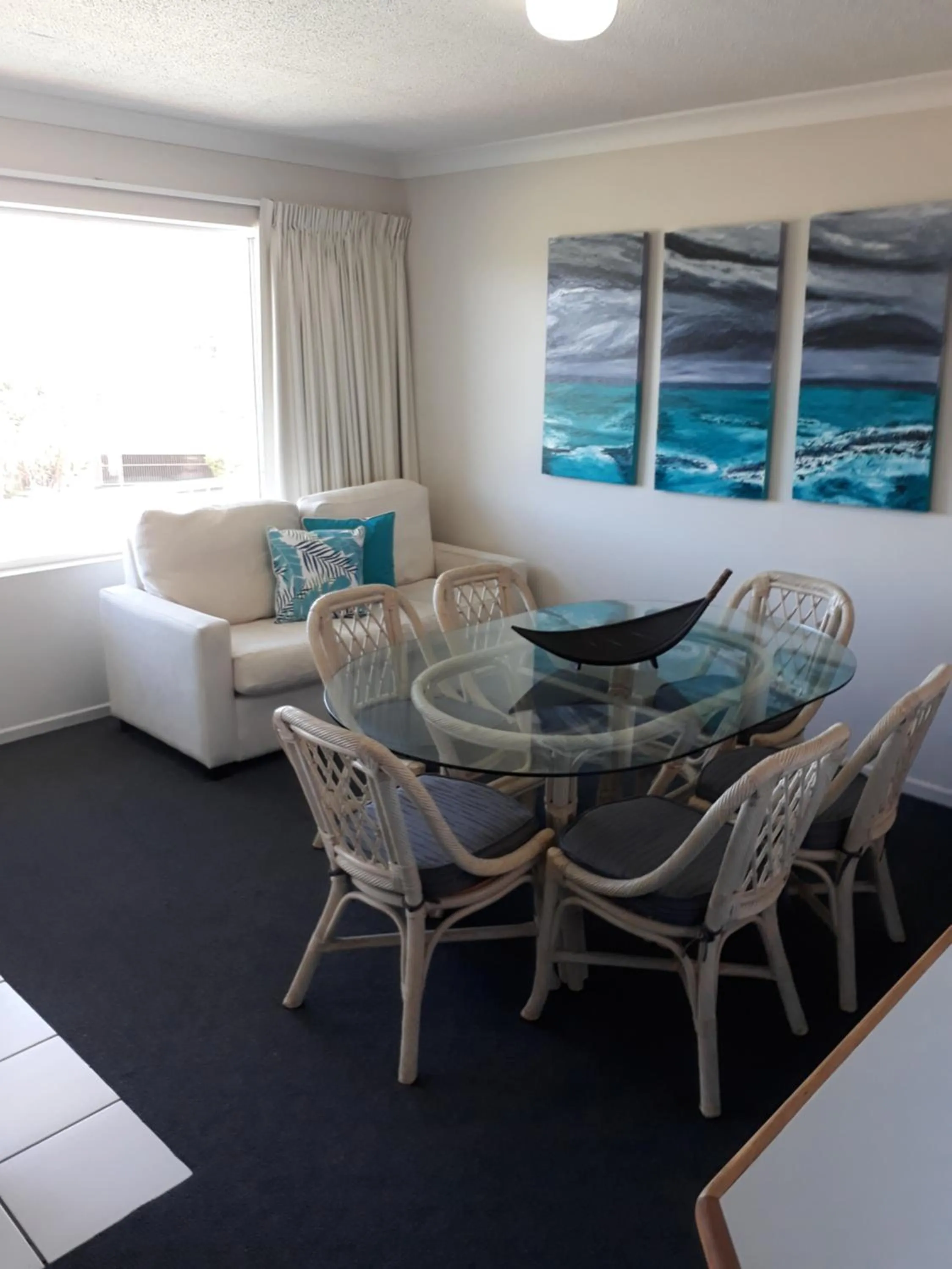 Dining area in Pandanus Coolum Beach