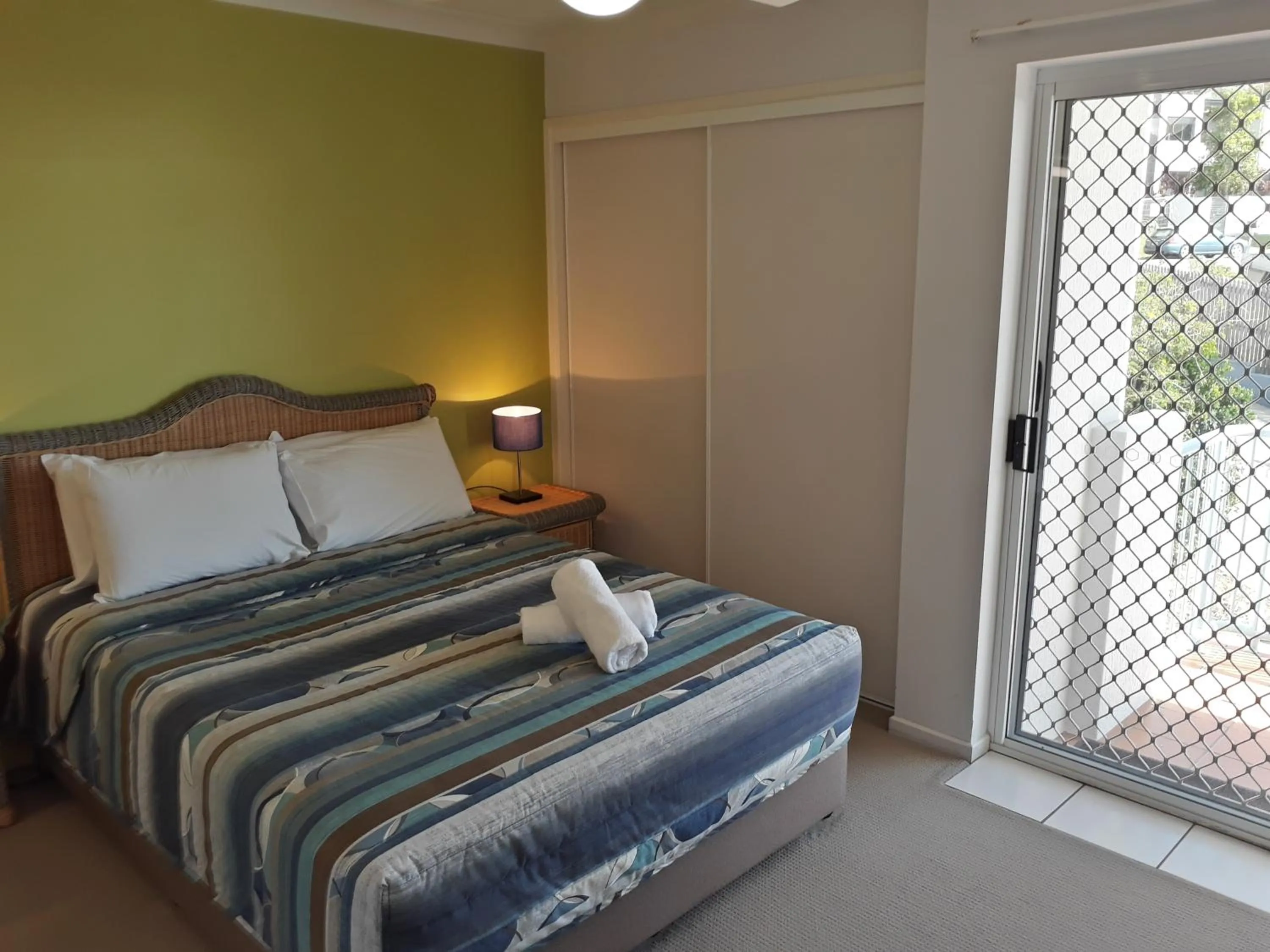 Bedroom, Bed in Pandanus Coolum Beach
