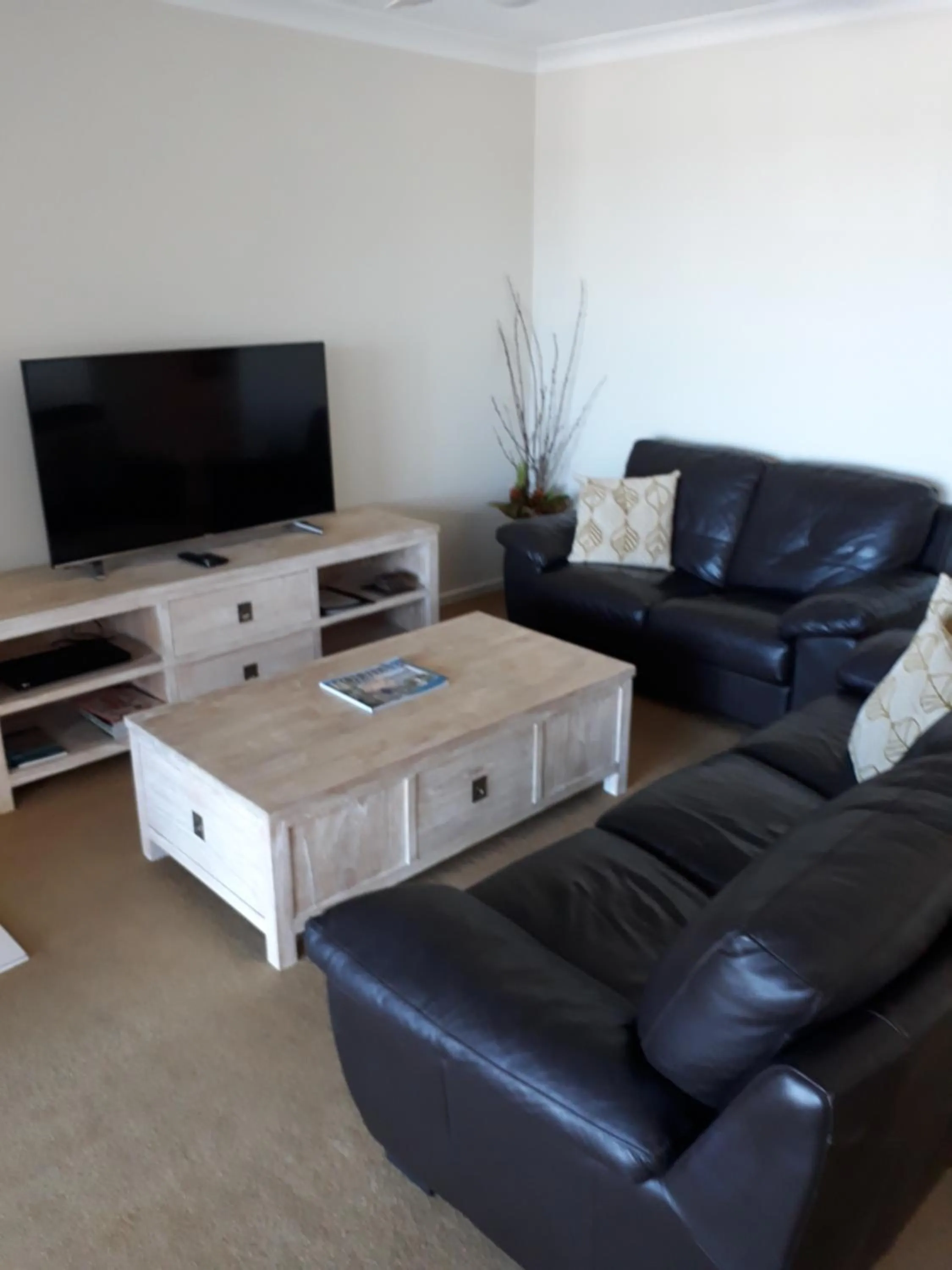 TV and multimedia in Pandanus Coolum Beach