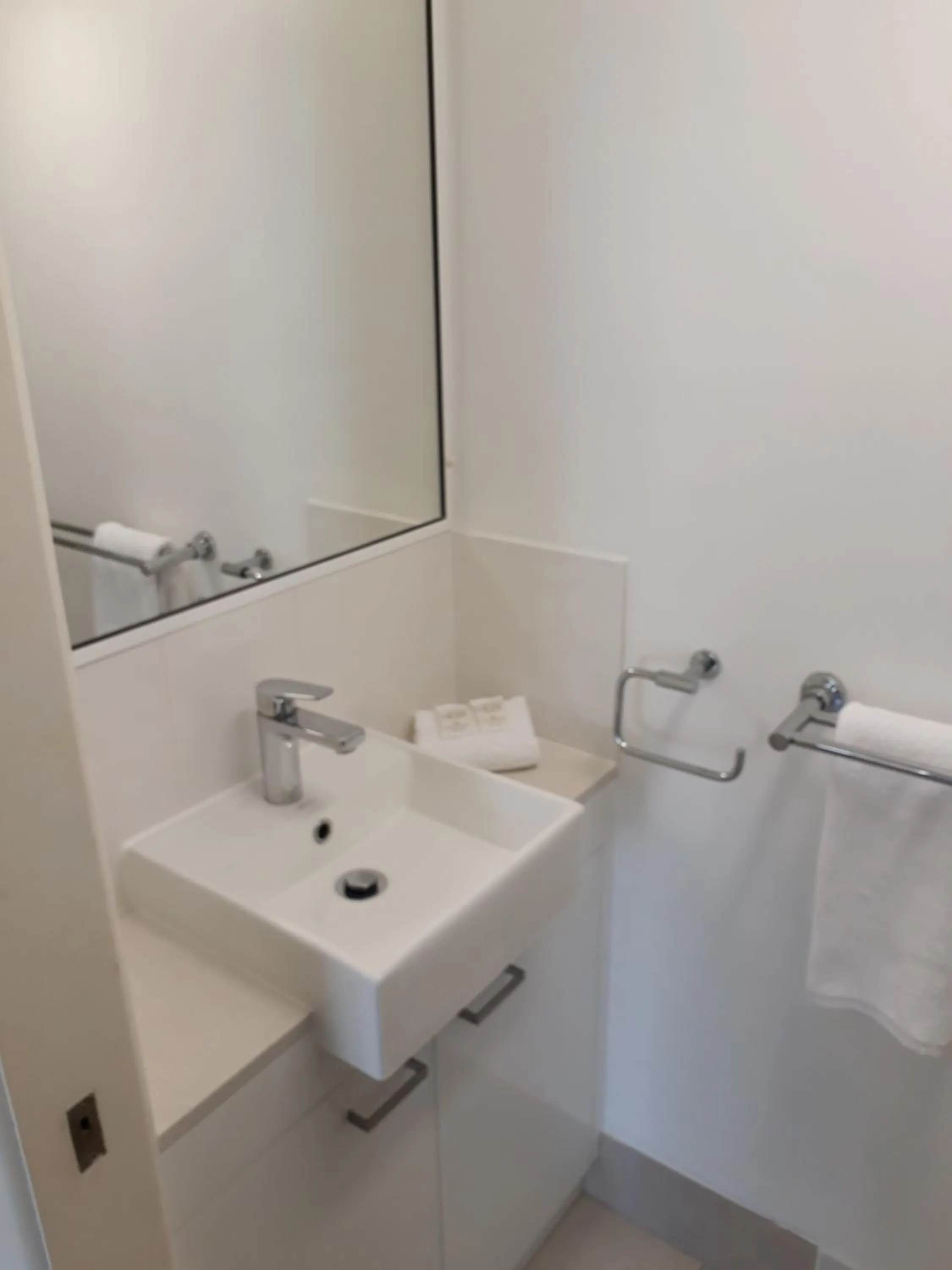 Bathroom in Pandanus Coolum Beach