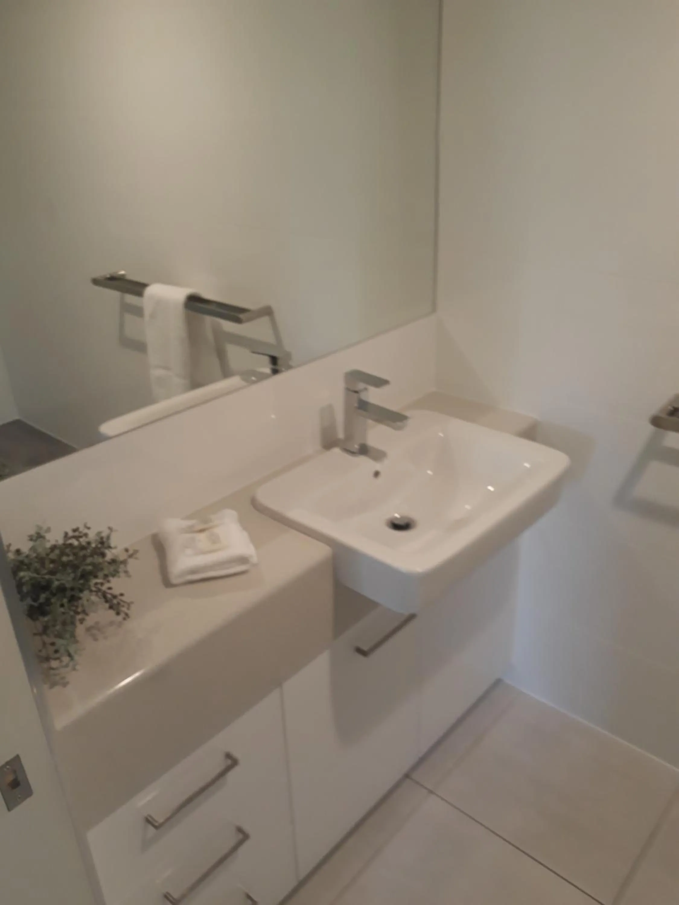 Bathroom in Pandanus Coolum Beach