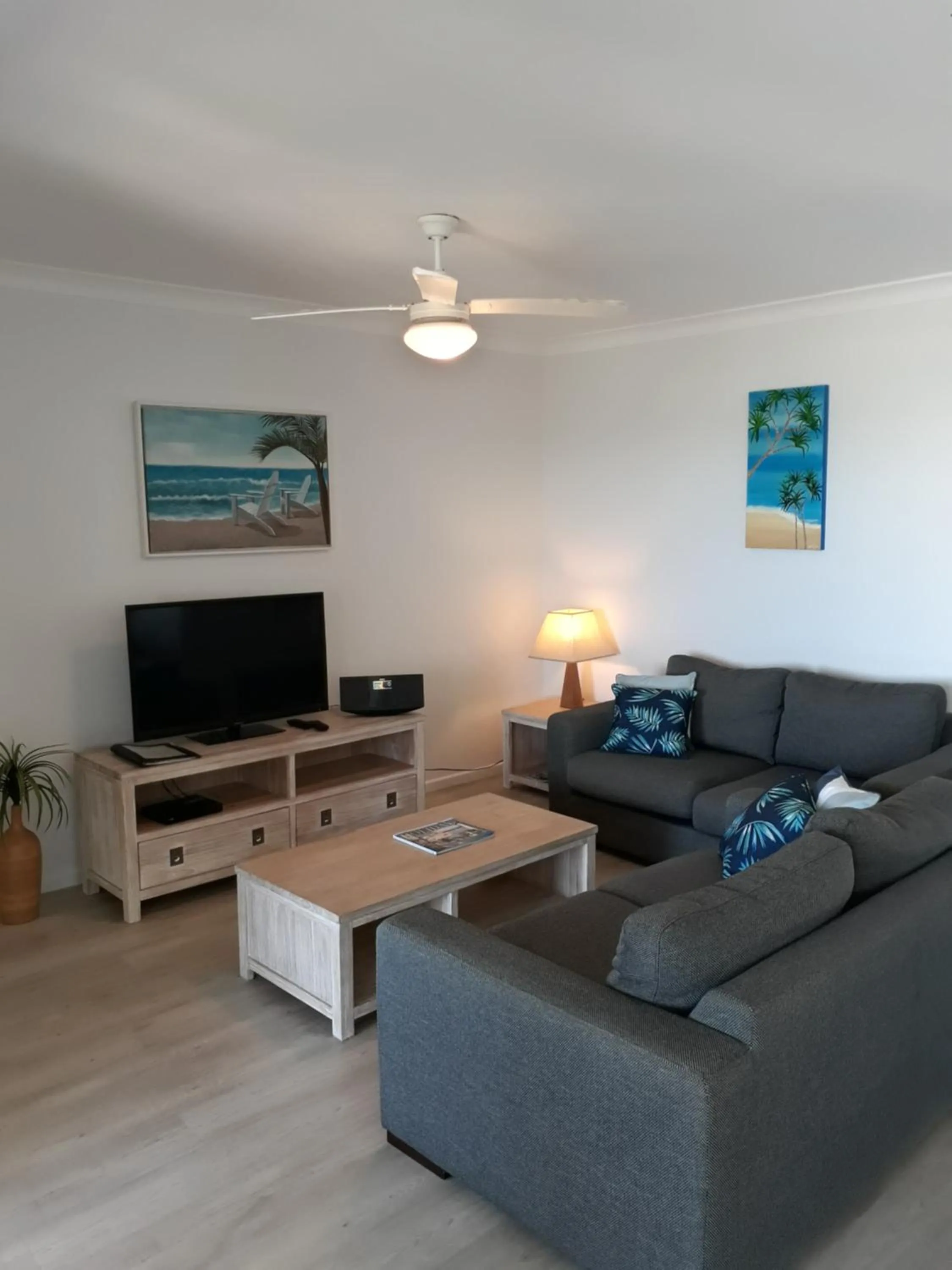 TV and multimedia in Pandanus Coolum Beach