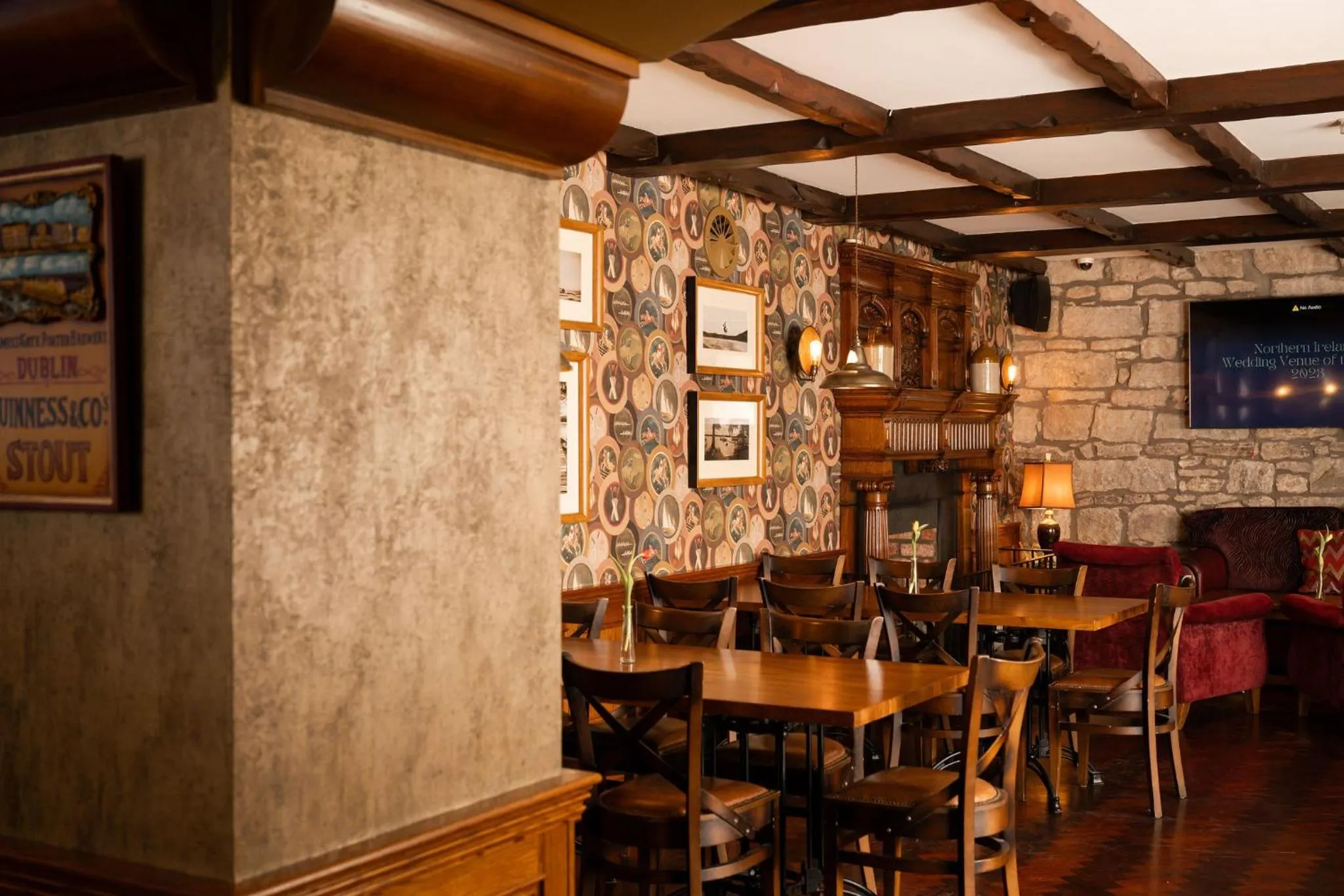 Lounge or bar in Manor House Country Hotel