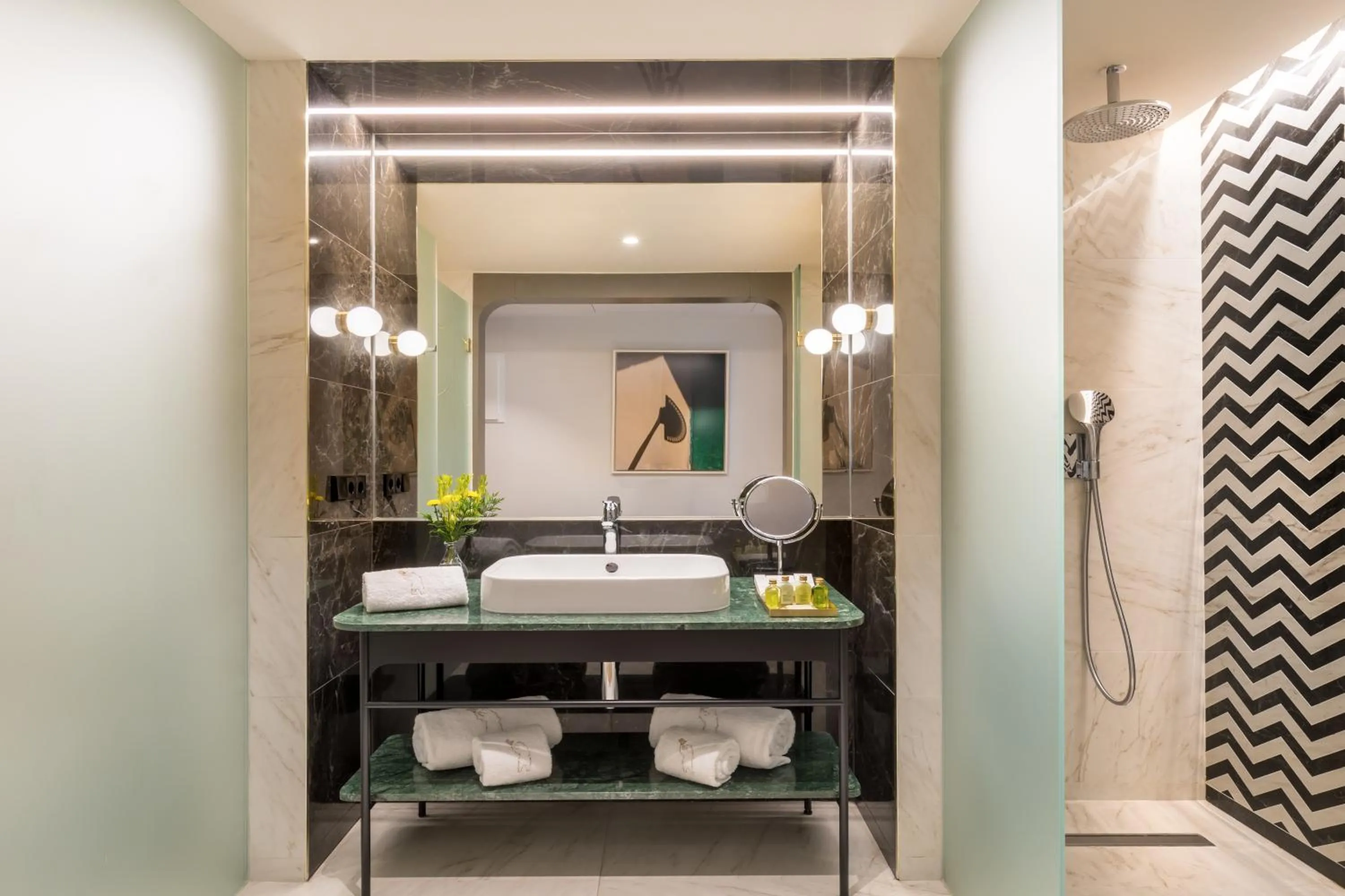 Bathroom in Barceló Torre de Madrid