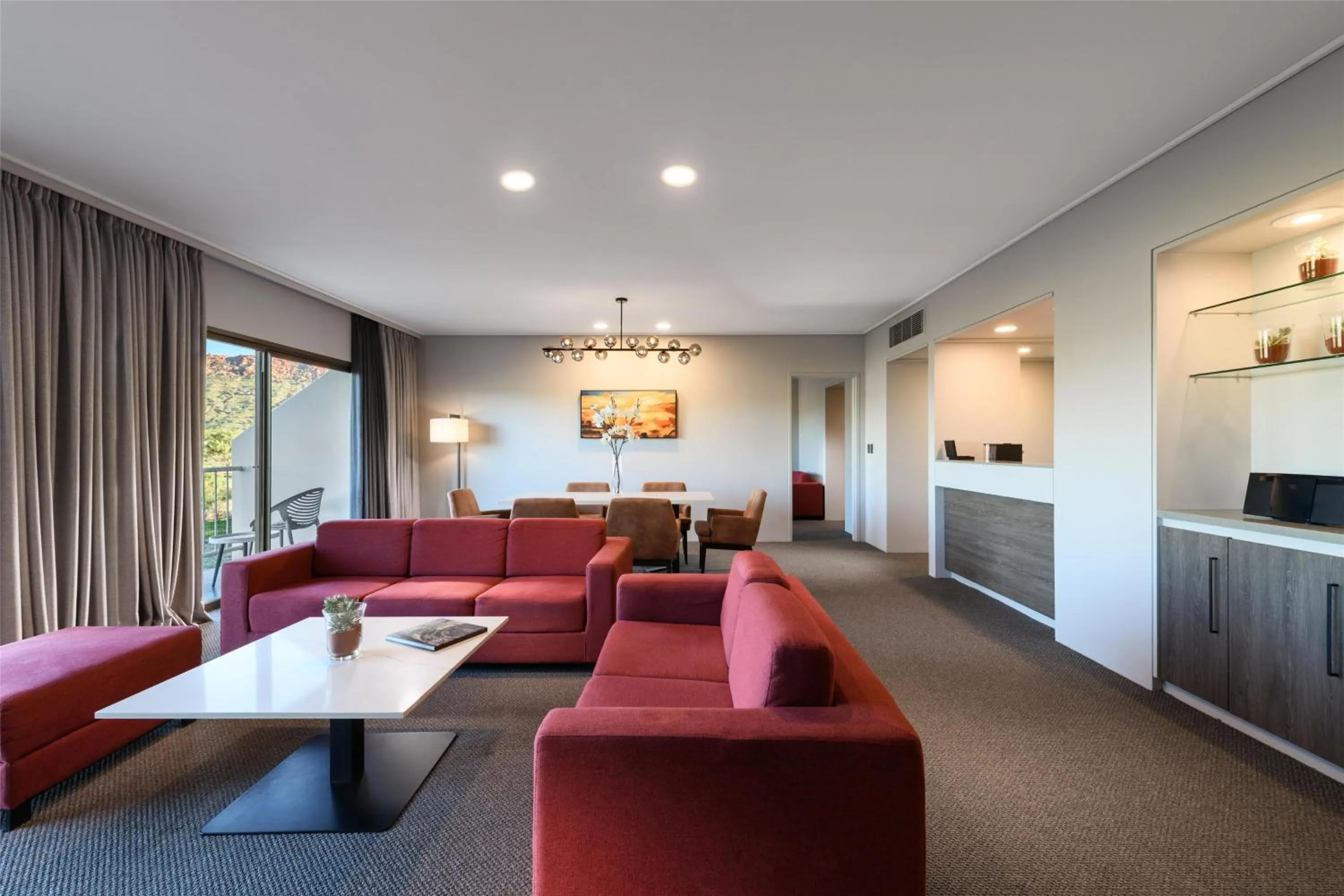 Living room in DoubleTree by Hilton Alice Springs