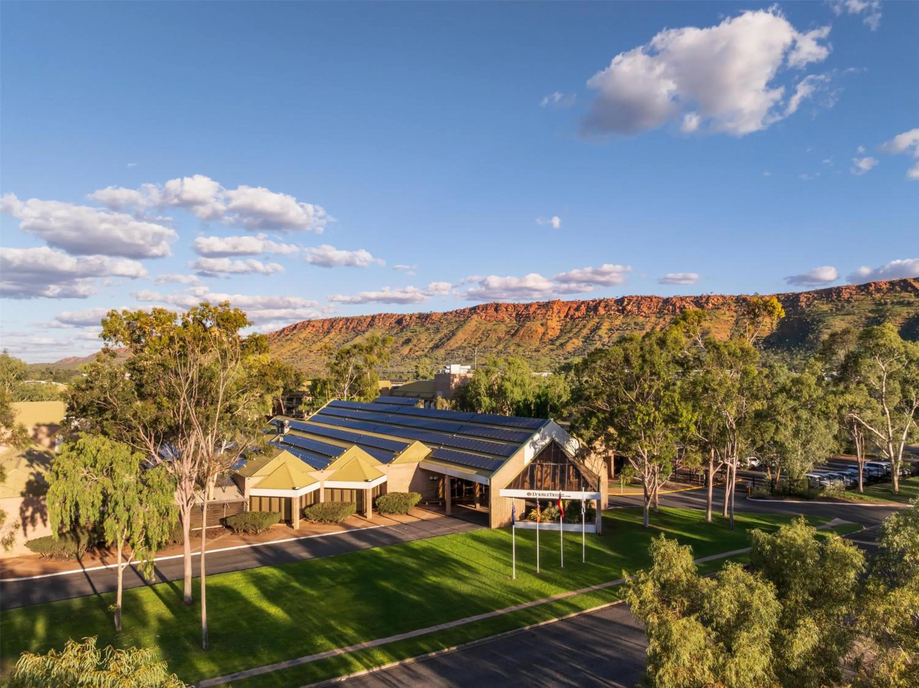 Property building in DoubleTree by Hilton Alice Springs