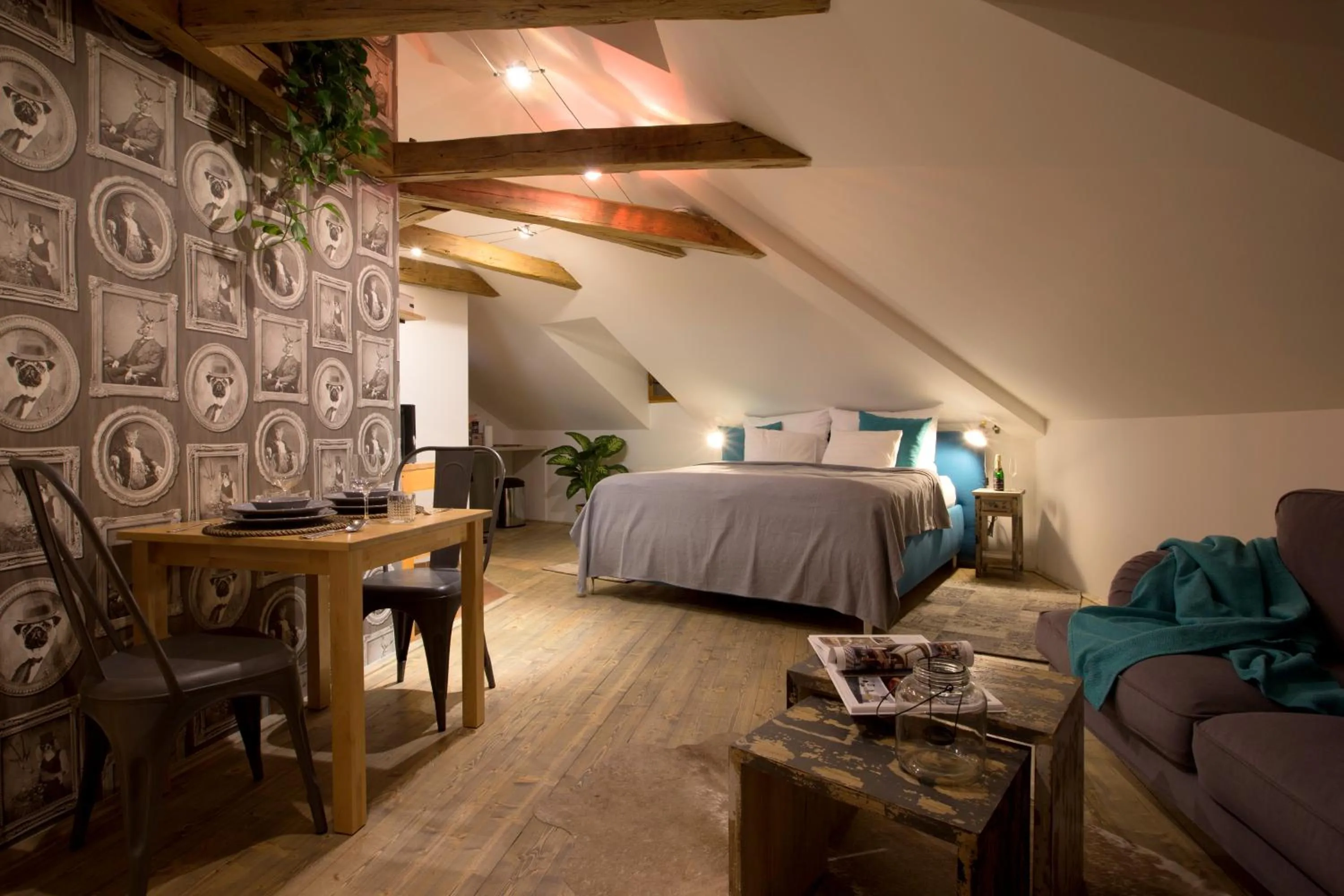 Romantic Bohemian Studio in Old Town Prague