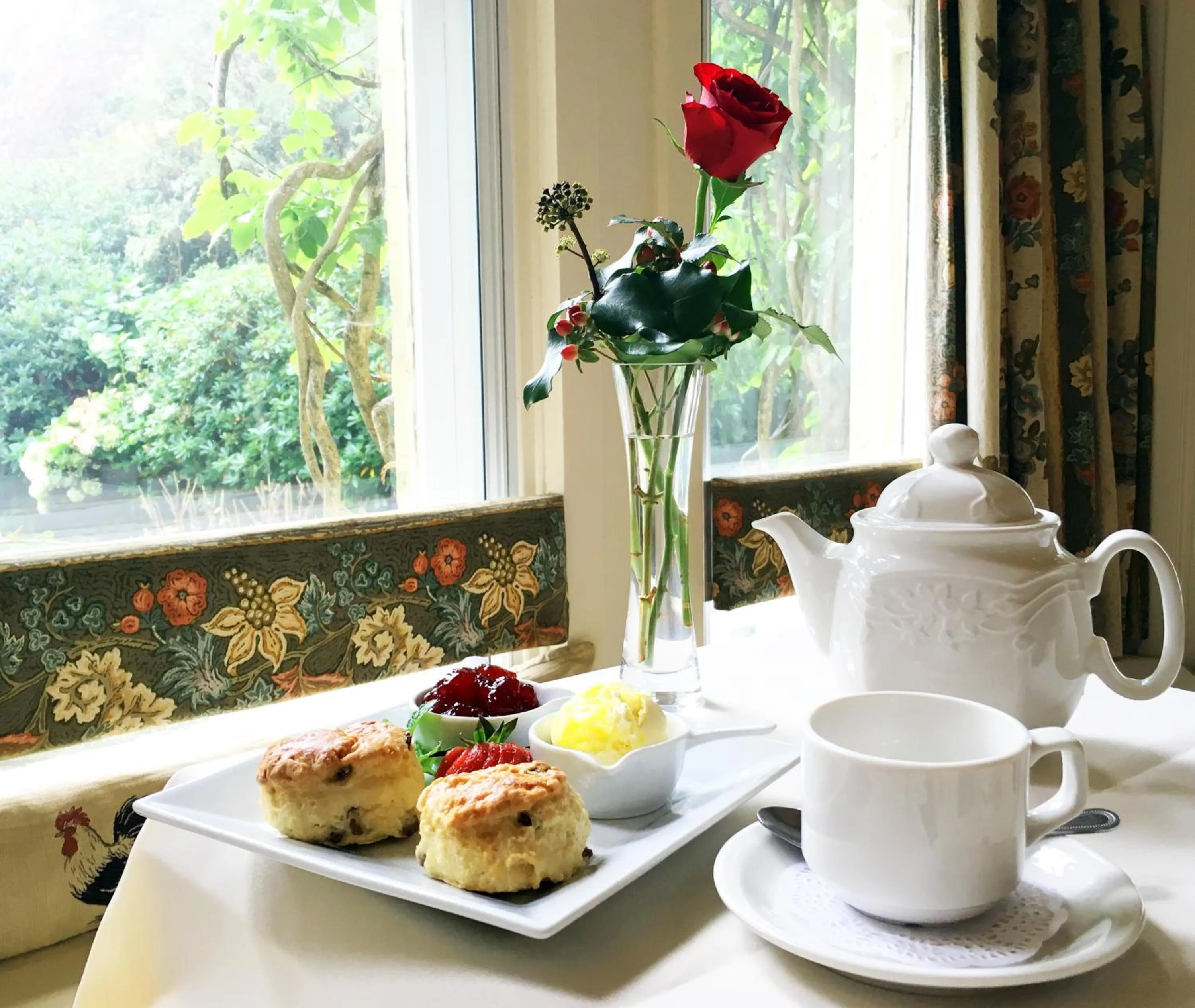 Restaurant/places to eat in Penmorvah Manor Hotel