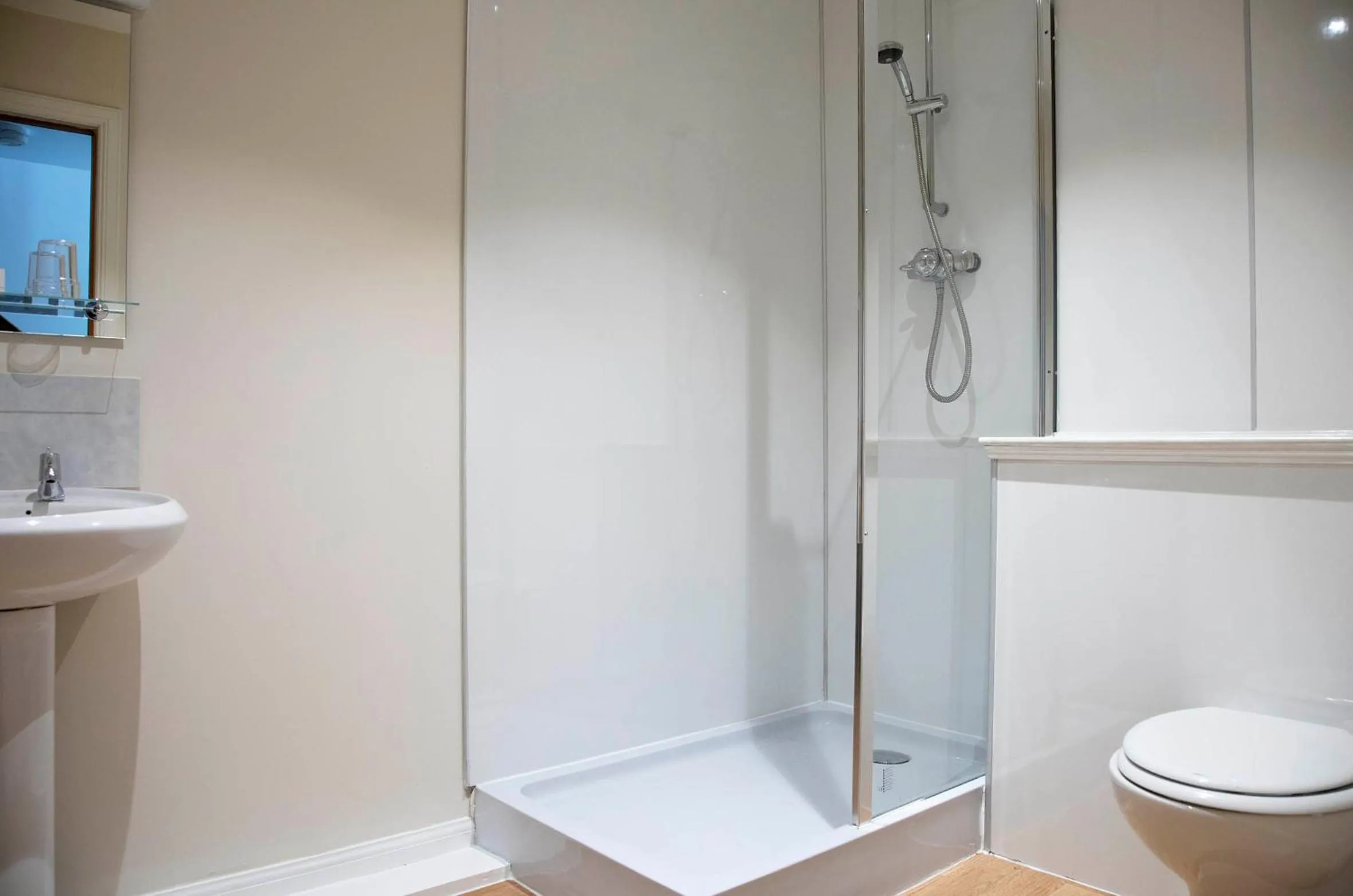 Bathroom in Moness Resort