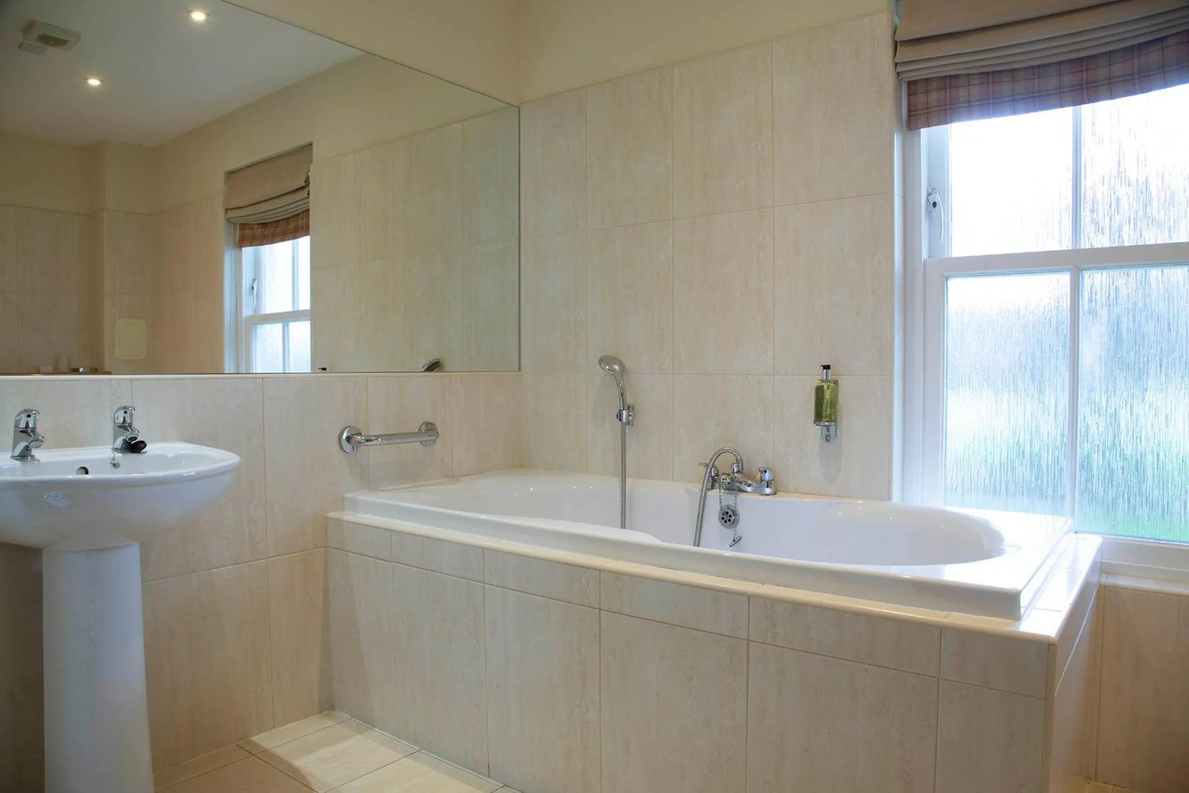 Bathroom in Moness Resort