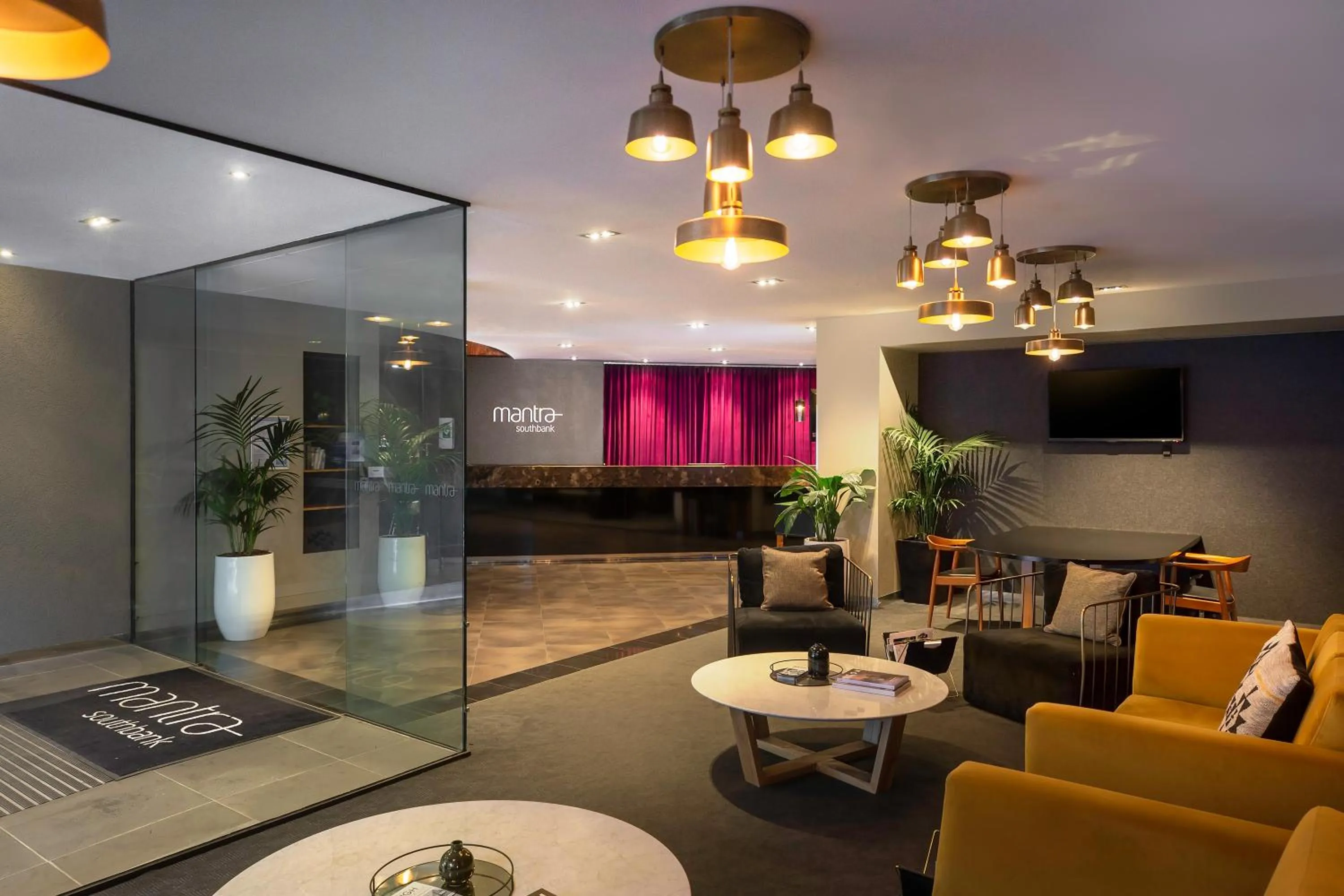 Lobby or reception in Mantra Southbank