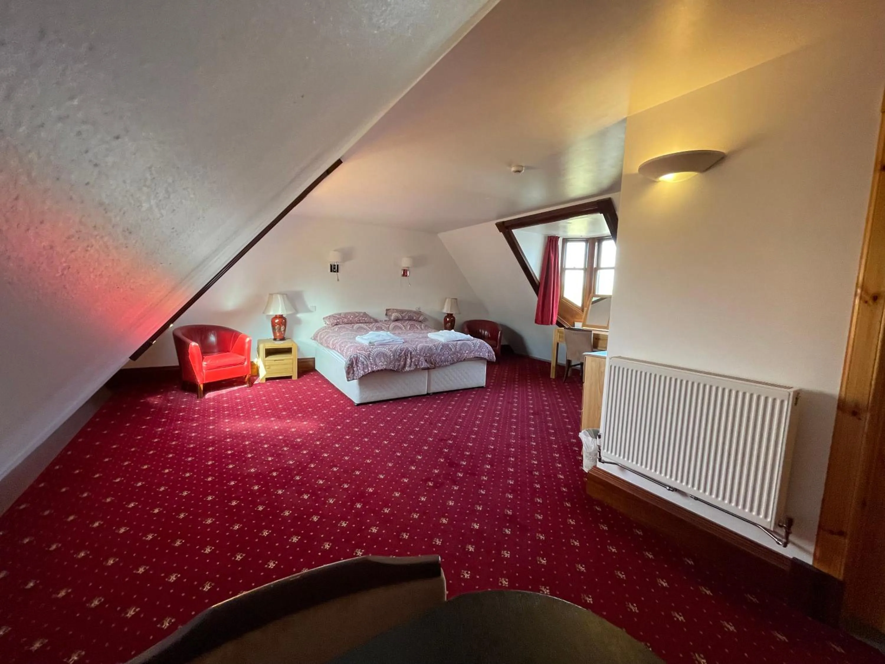 Bed in St Magnus Bay Hotel