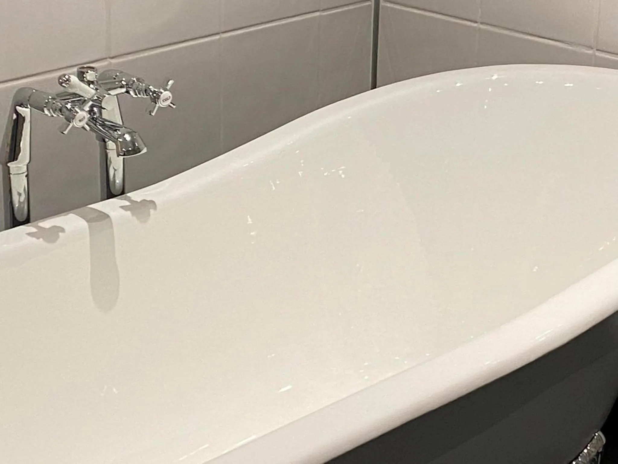 Bathroom in St Magnus Bay Hotel