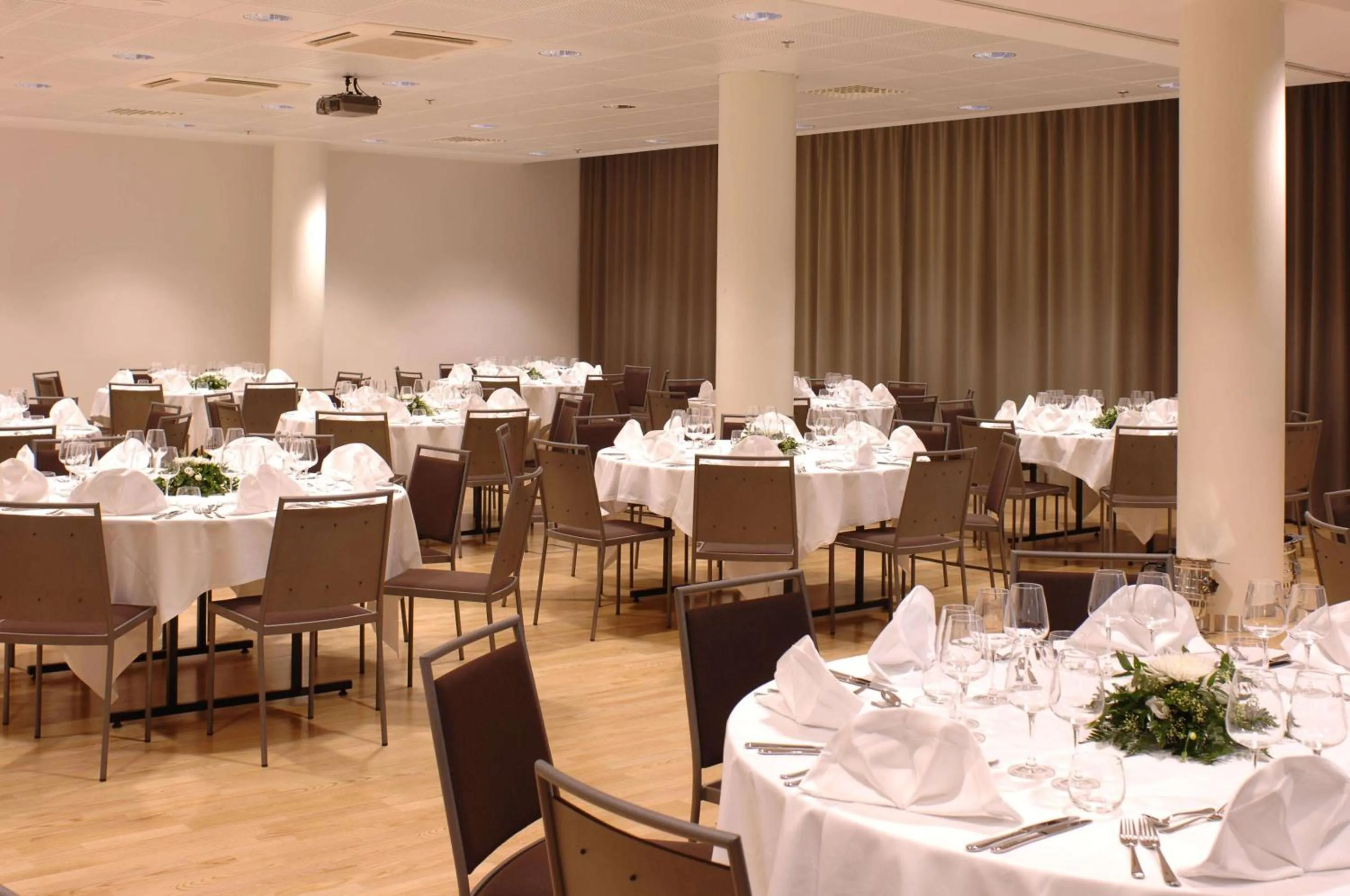 Meeting/conference room in Scandic Oulu City