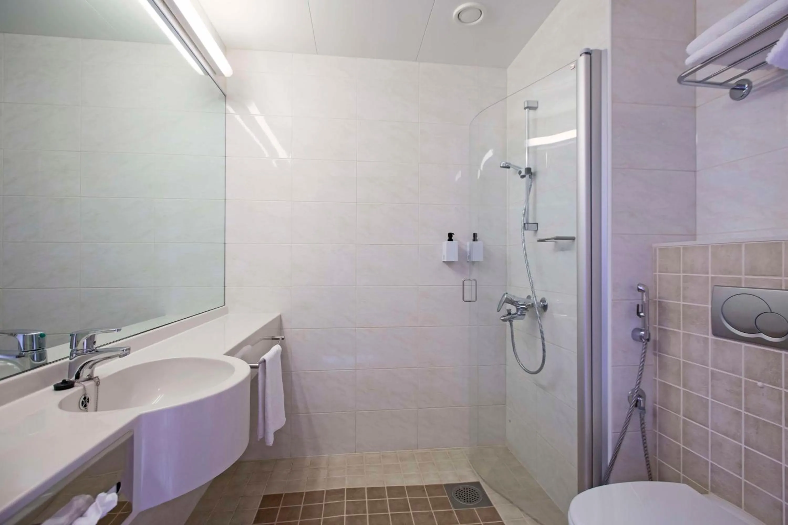 Bedroom in Scandic Oulu City