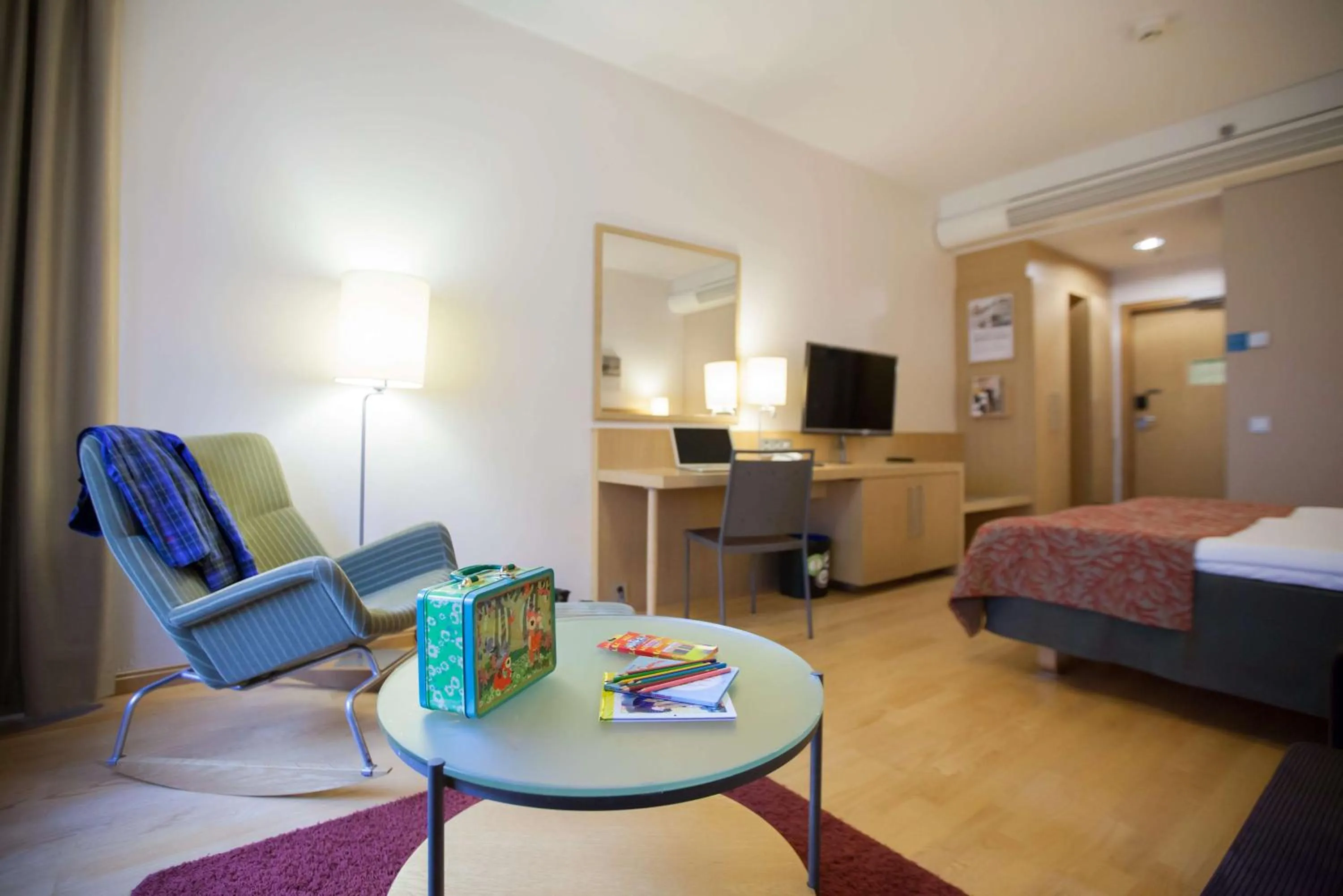 Bedroom, Bed in Scandic Oulu City