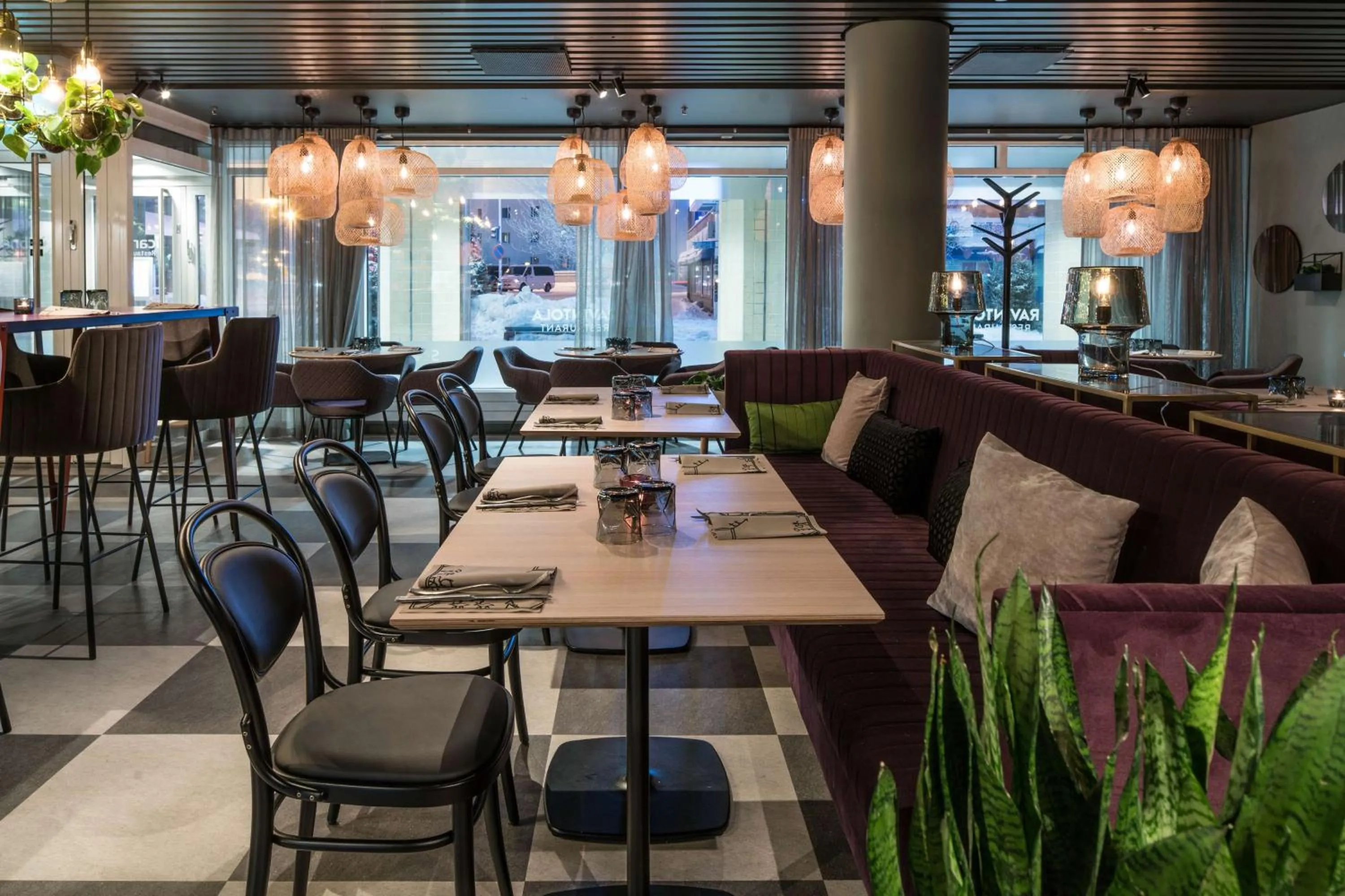 Restaurant/places to eat in Scandic Rovaniemi City