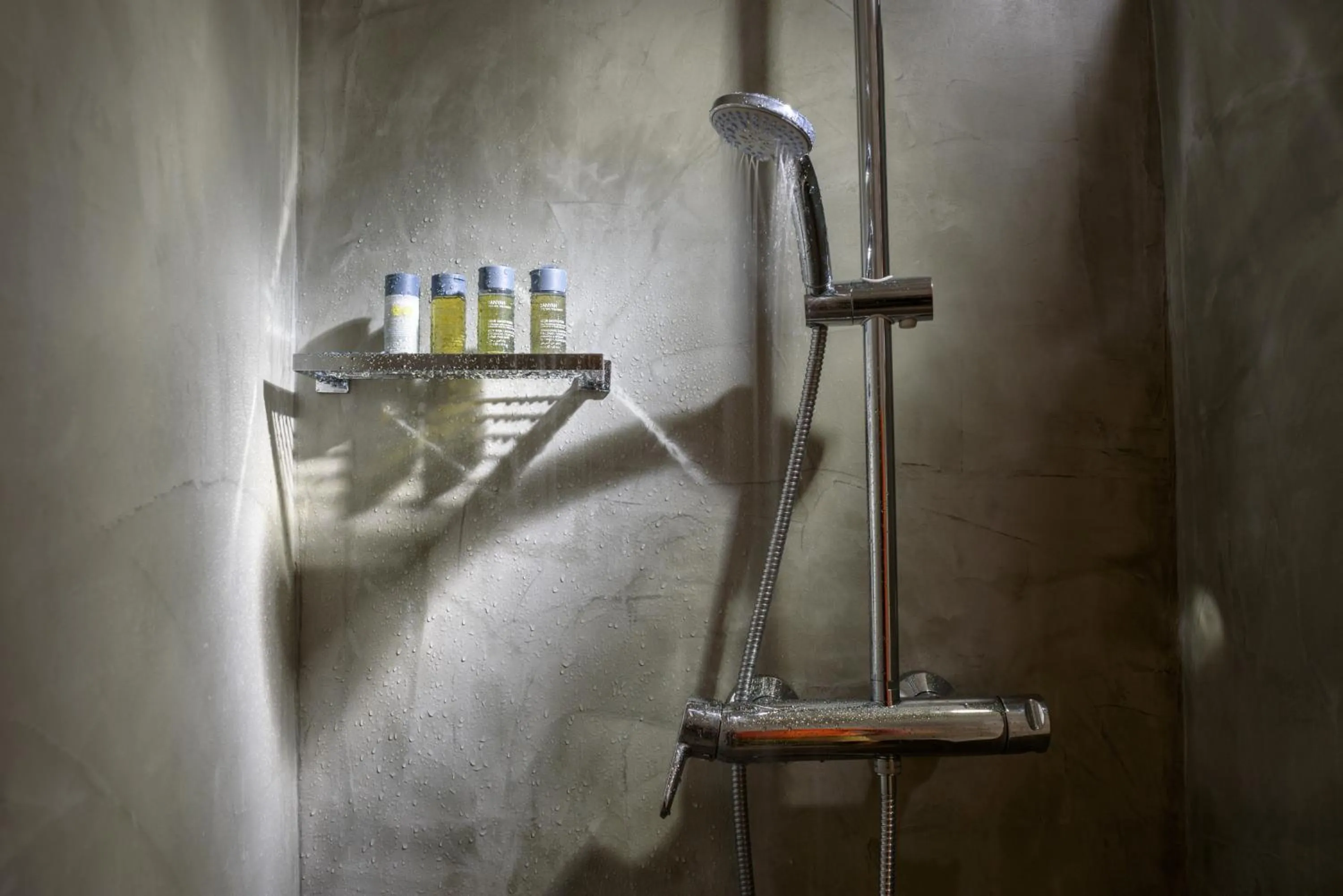 Property building in Sublime Villa & Caves