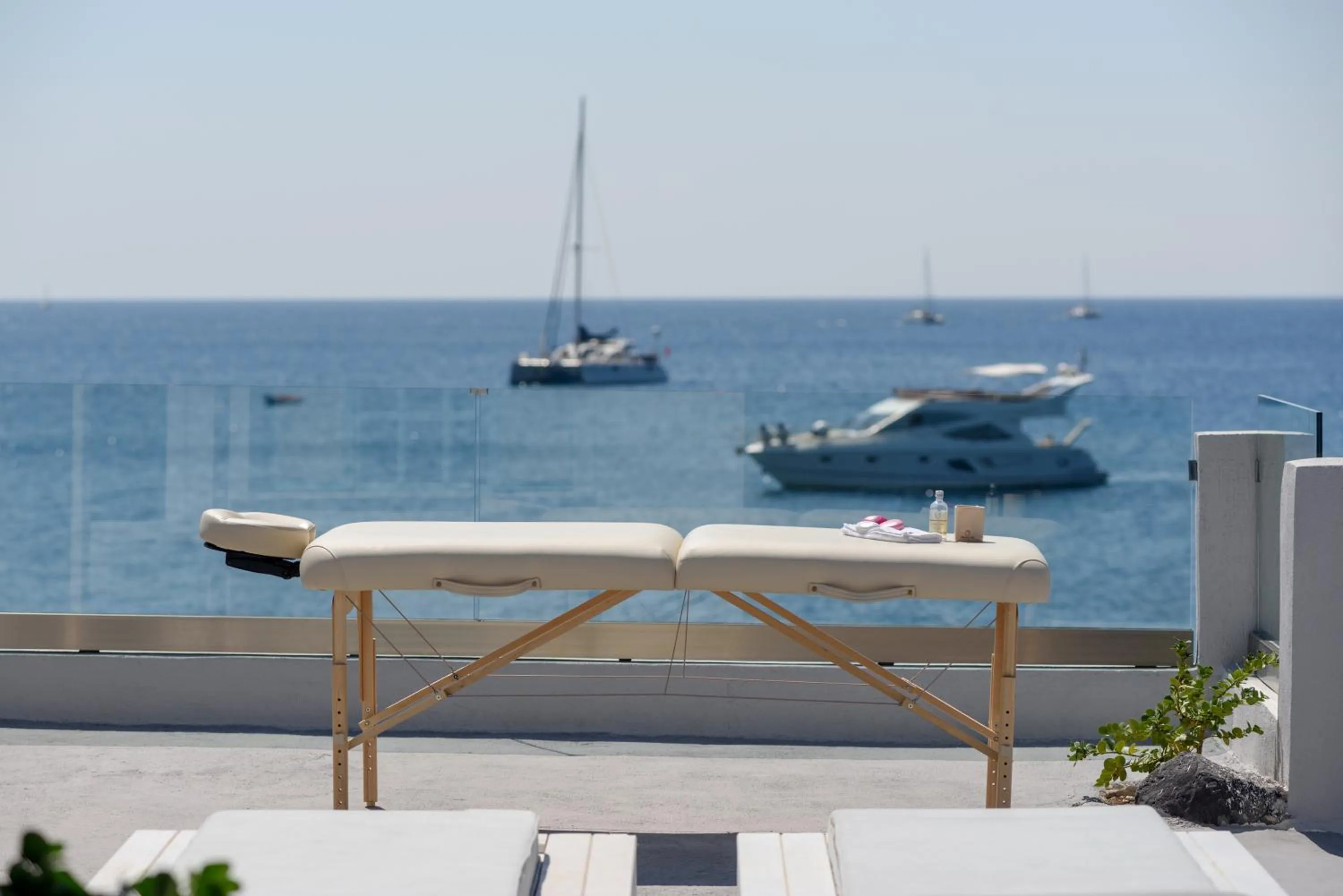 Property building in Sublime Villa & Caves