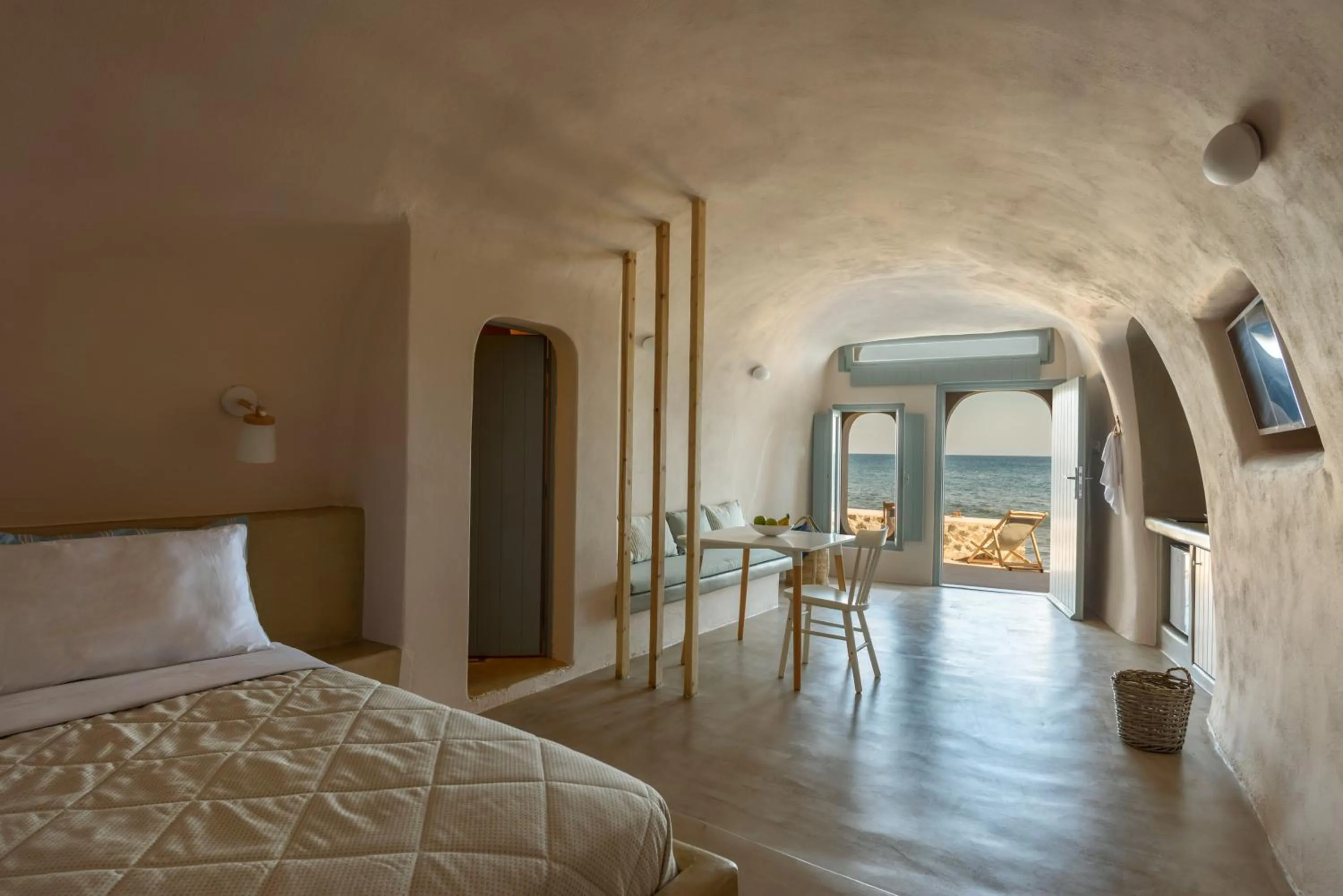 Bedroom, Bed in Sublime Villa & Caves