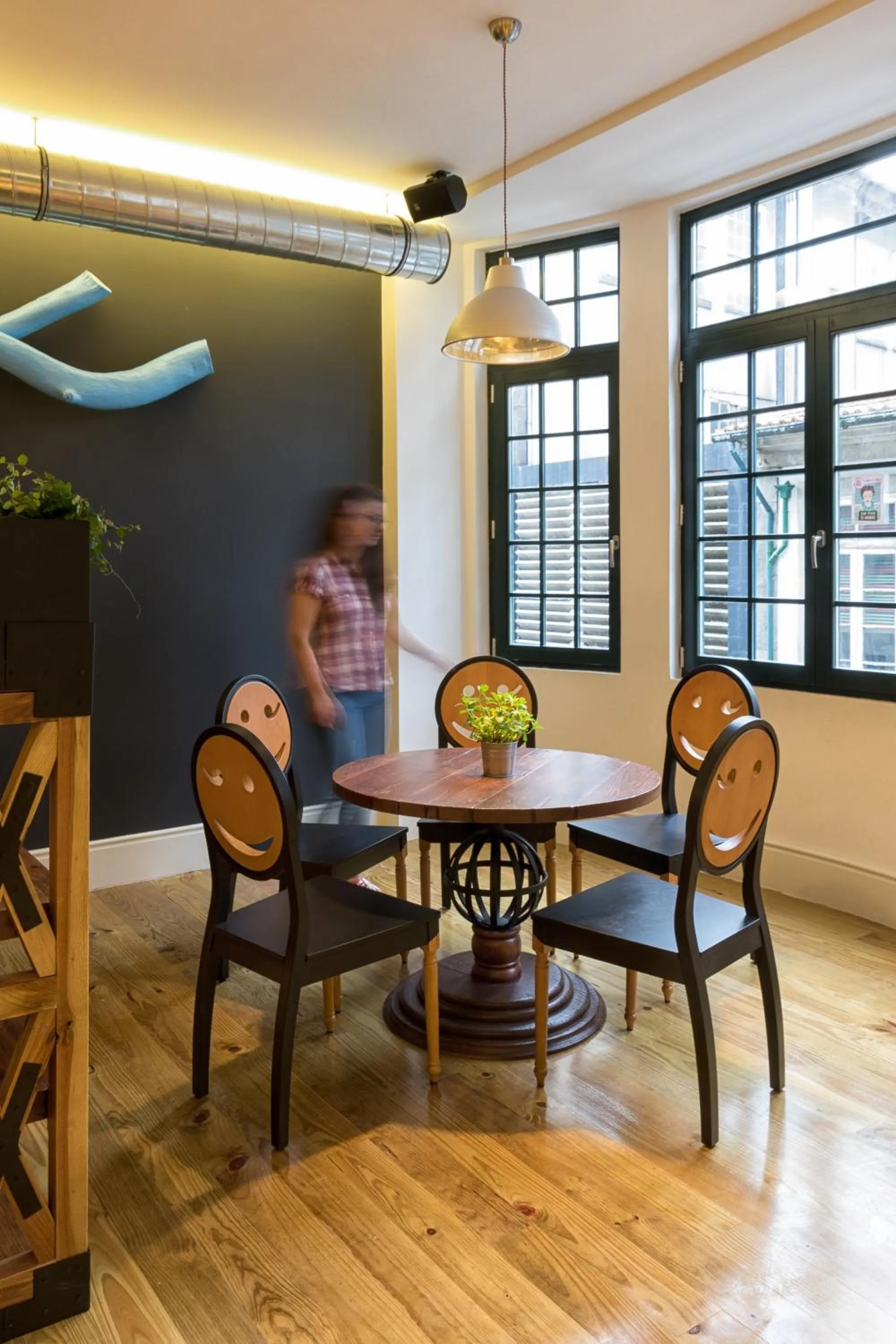 Day in Nice Way Porto Hostel