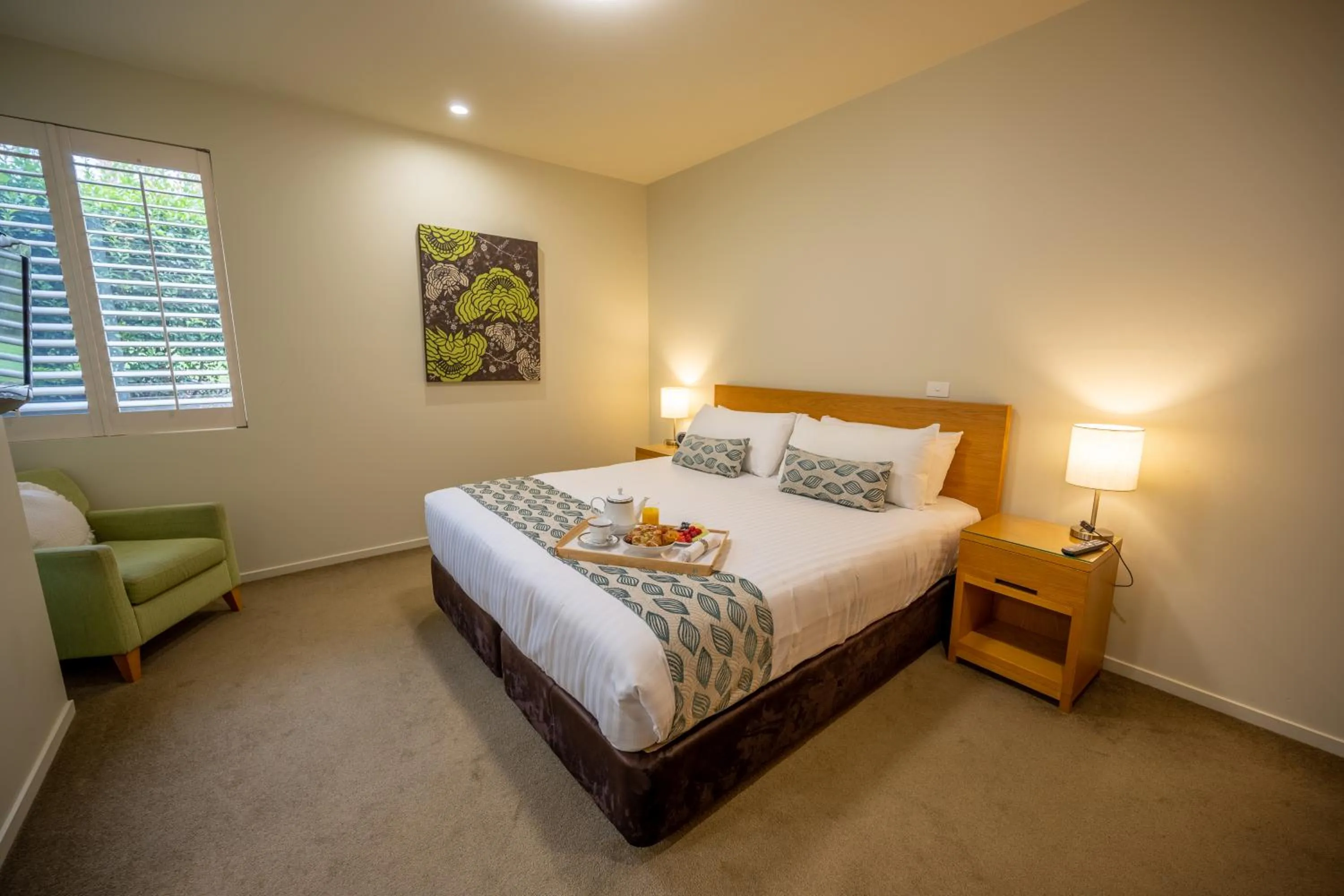 Bed in Chateau Elan At The Vintage