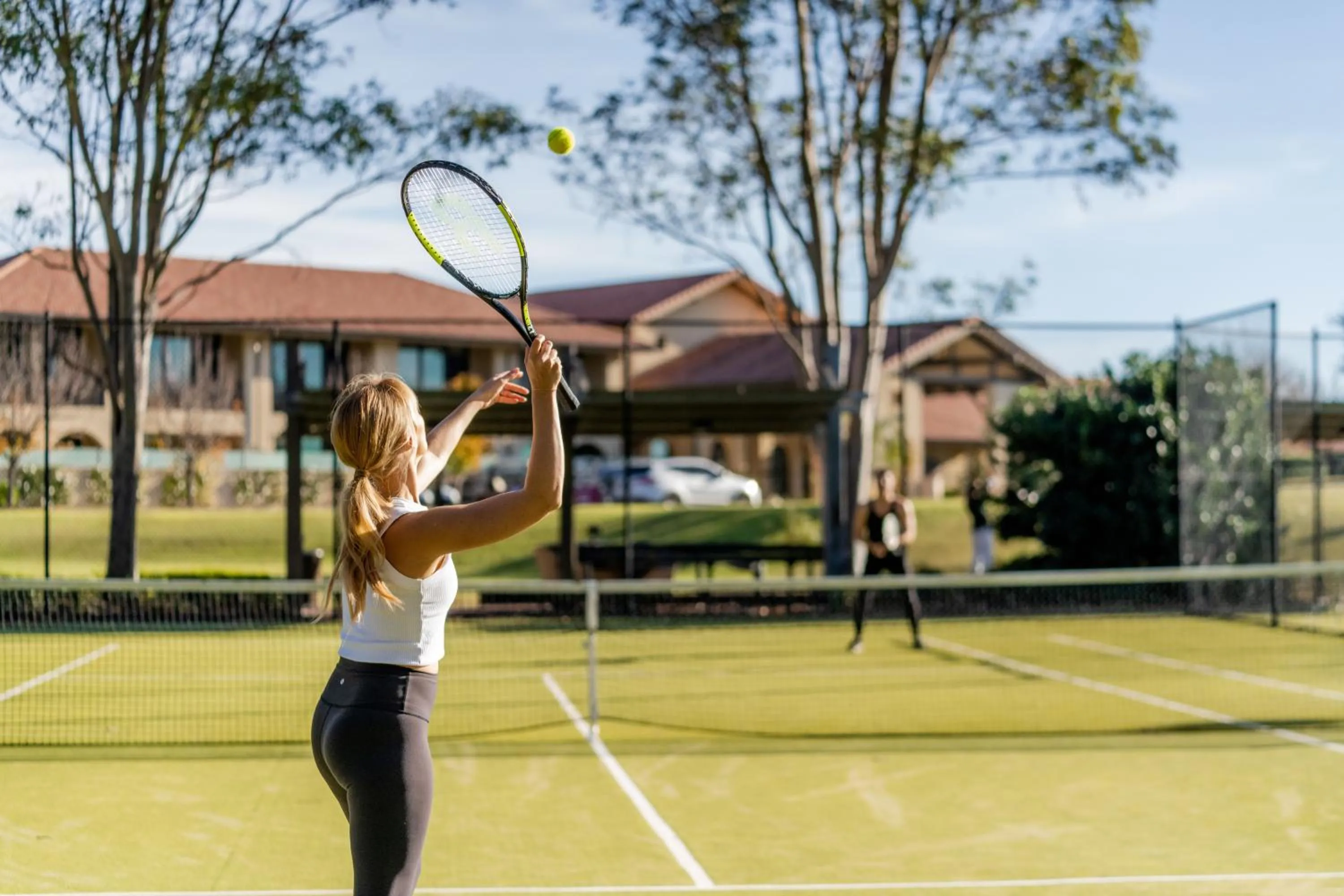 Tennis court in Chateau Elan At The Vintage