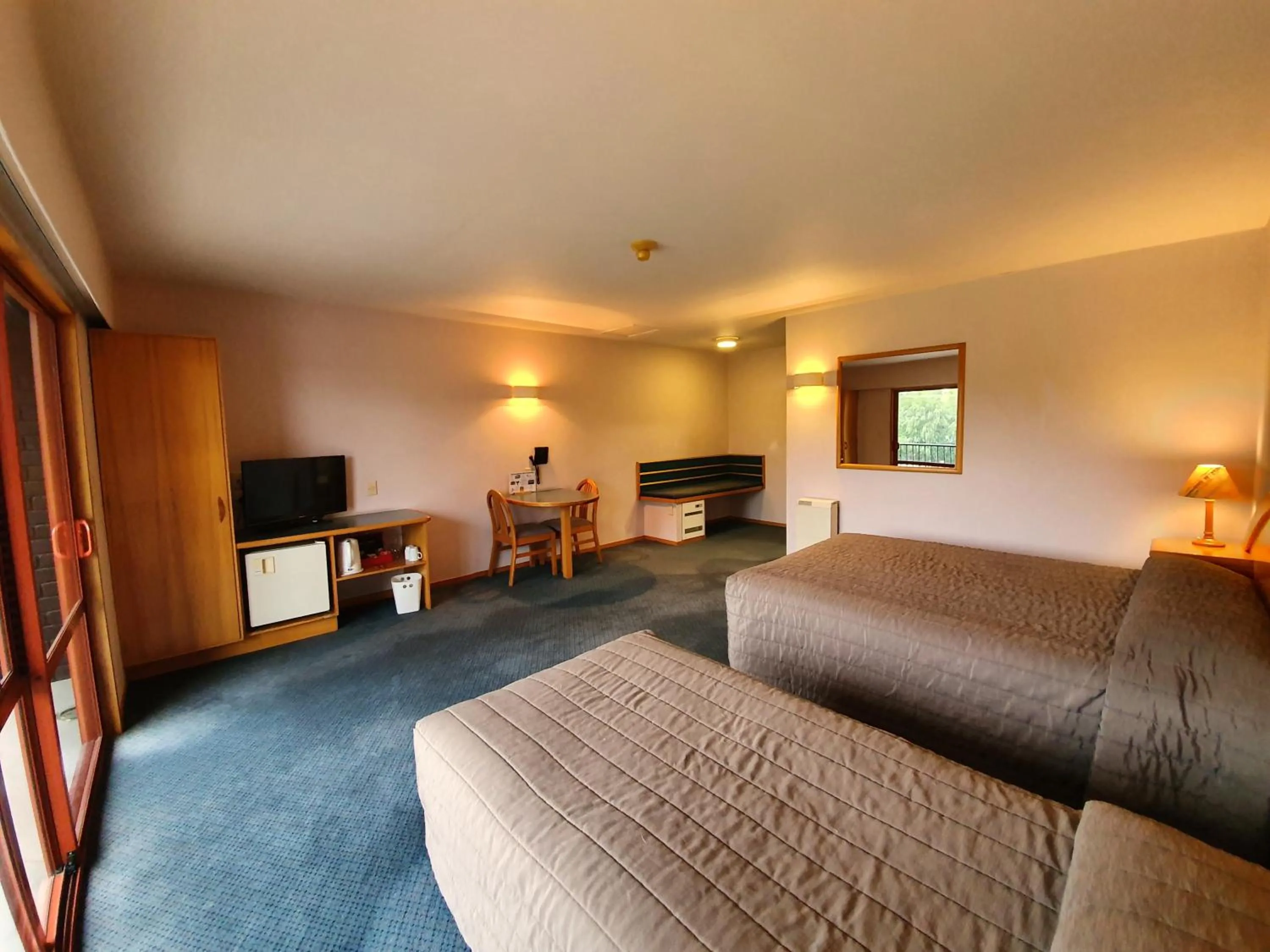 Bed in Distinction Heritage Gateway Hotel