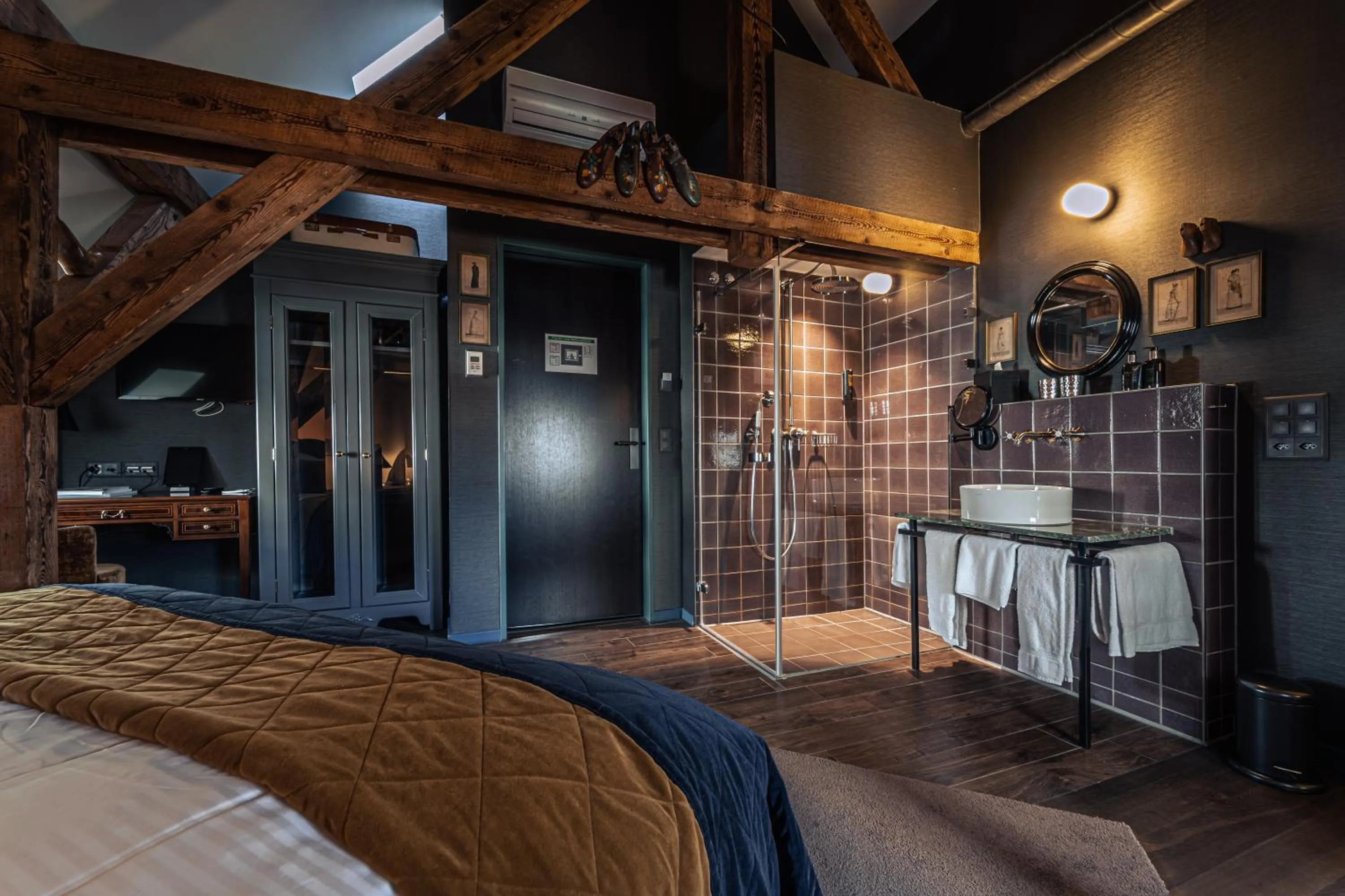 Bed in Boutique Hotel Spedition a member of DESIGN HOTELS