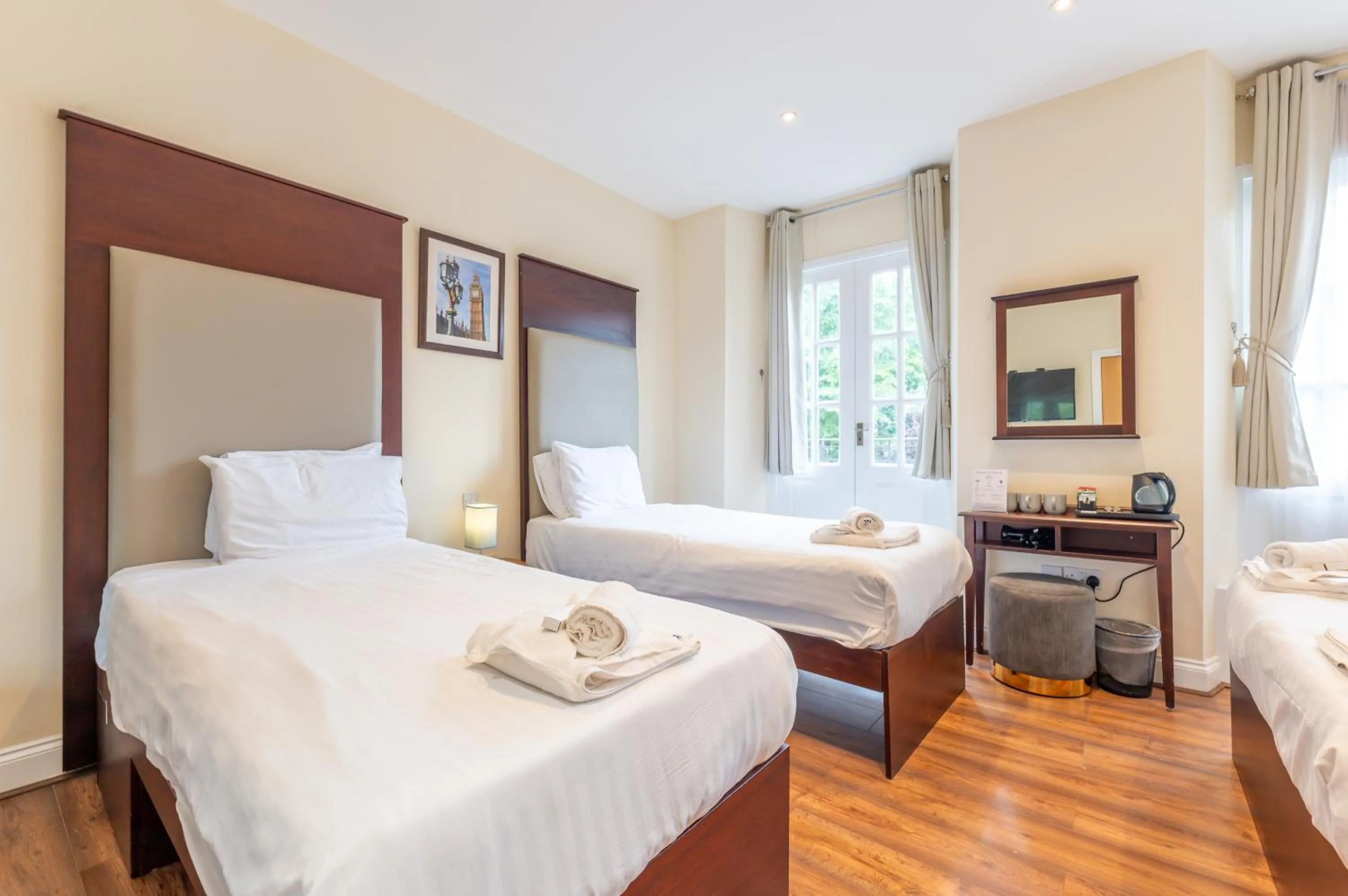 Bed in Belmont Hotel