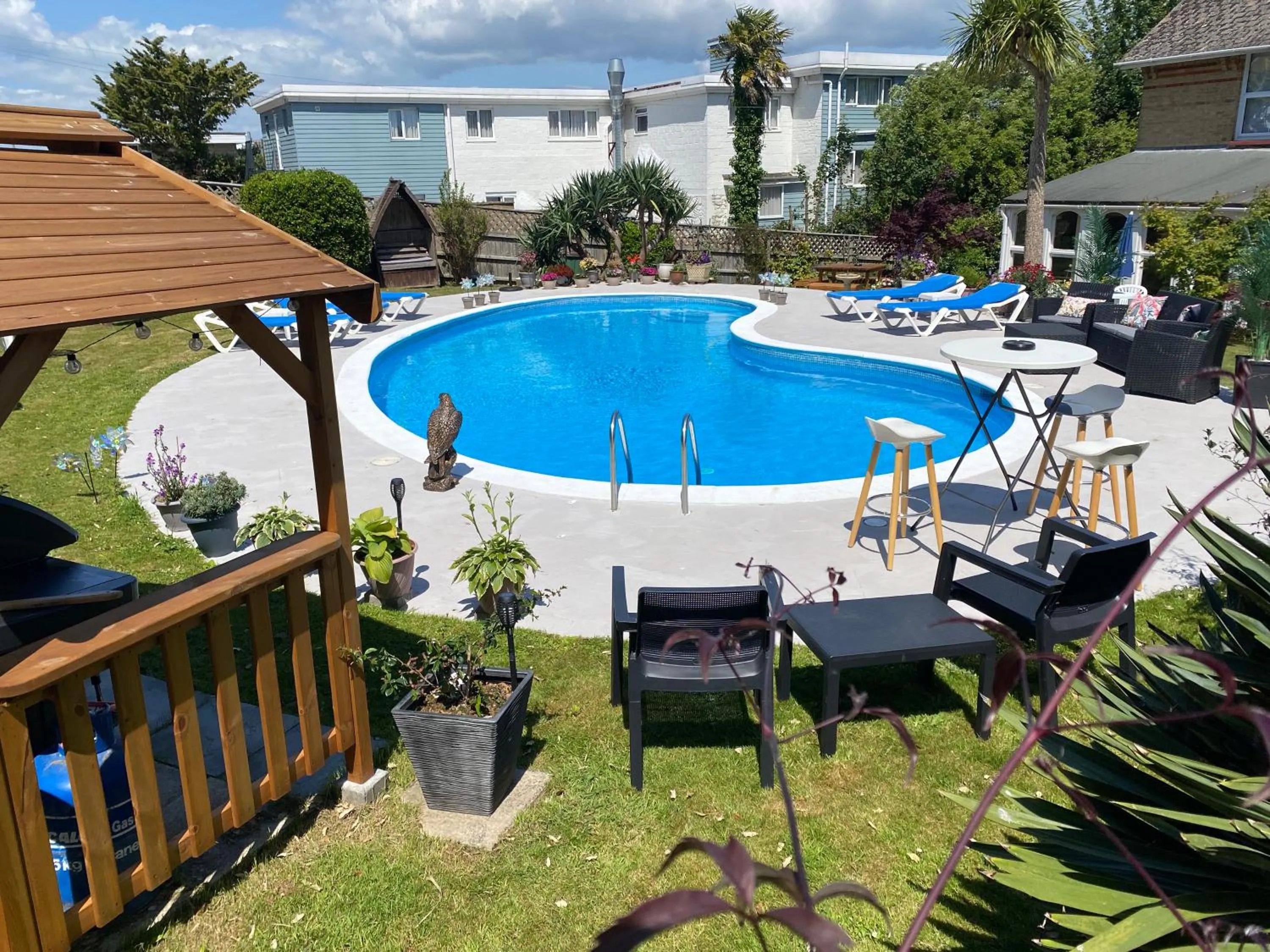 Swimming pool in The Belmont