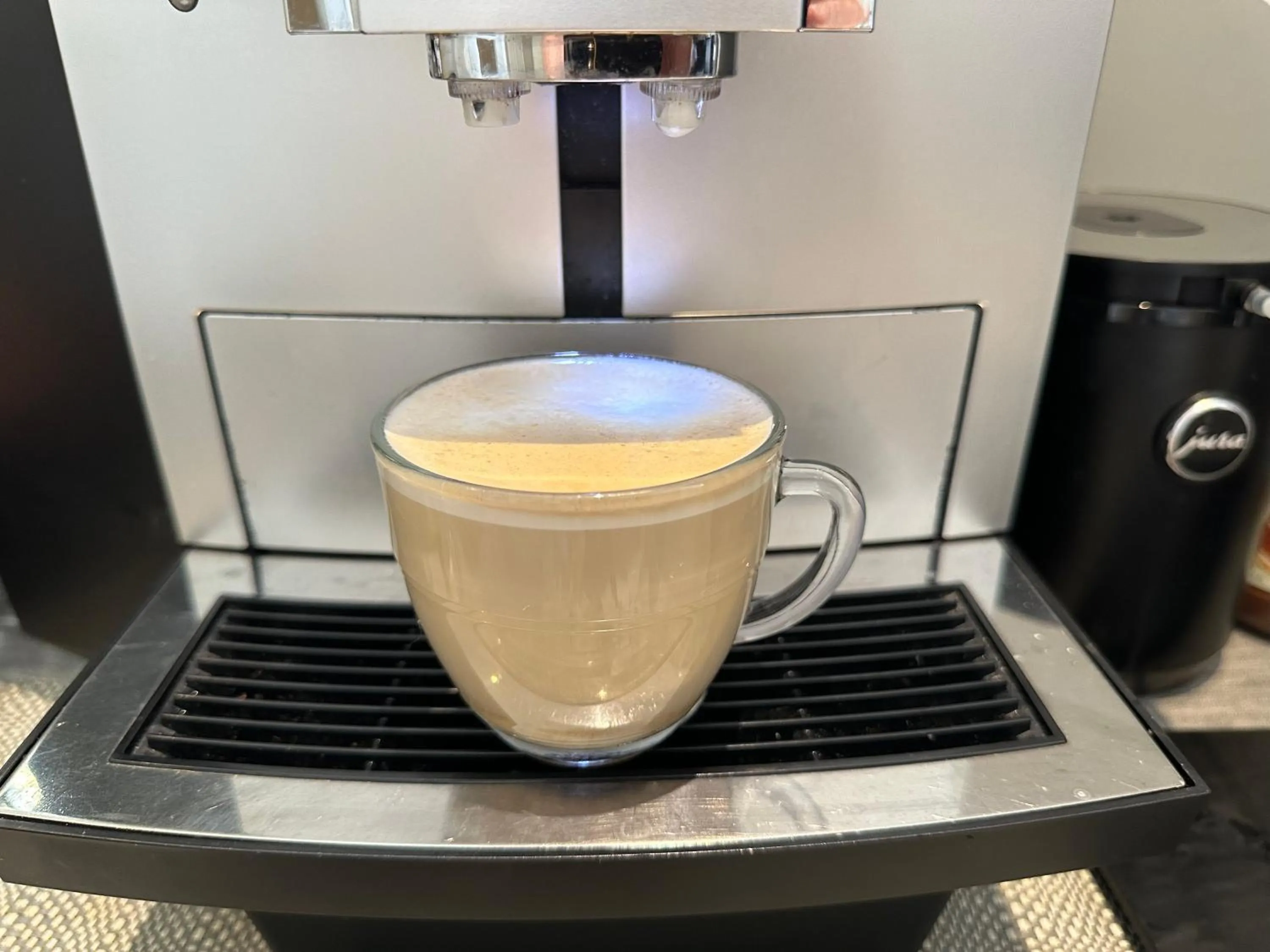 Breakfast in Number One Hundred Bed And Breakfast