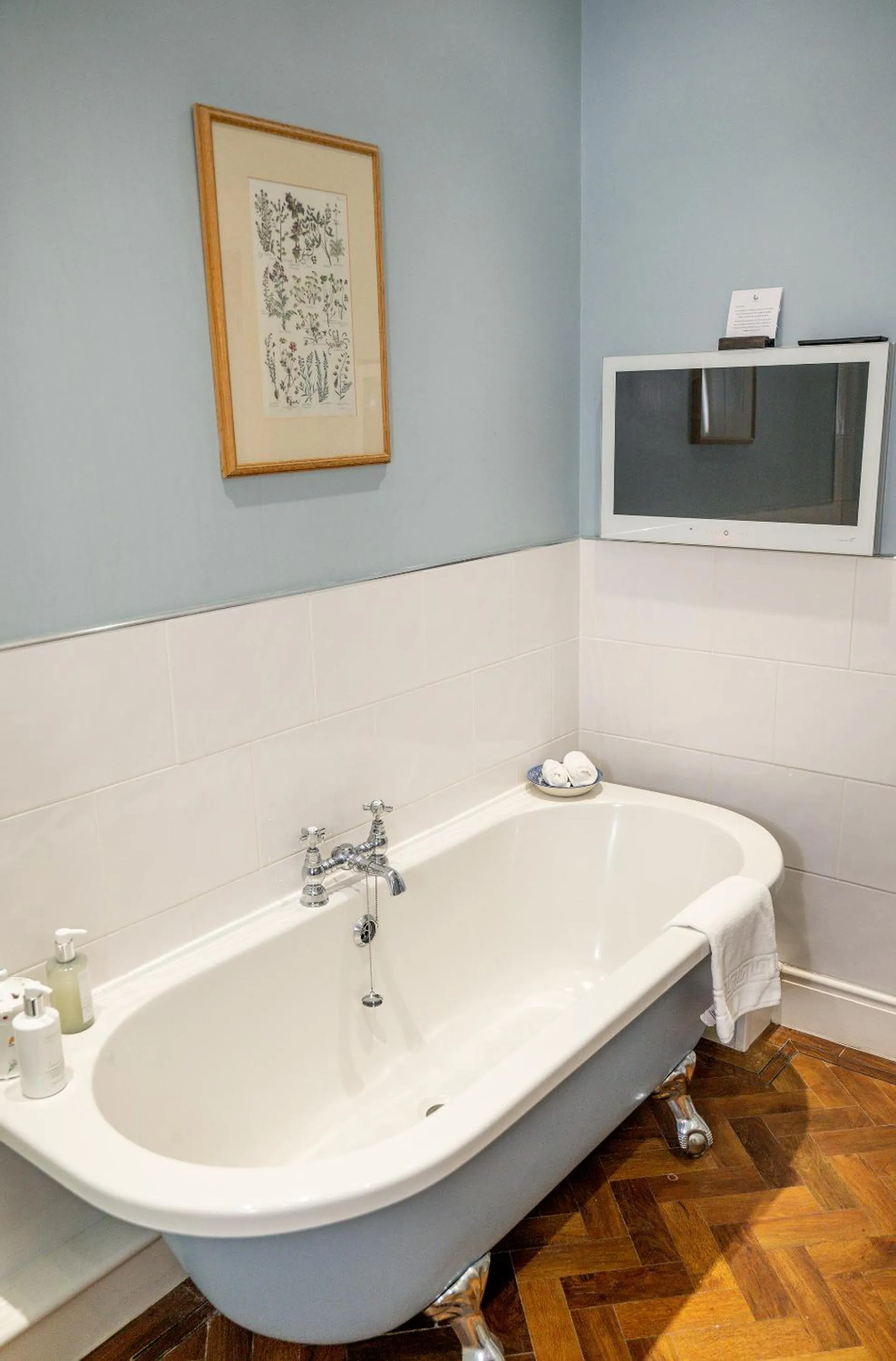 Bathroom in Llangoed Hall