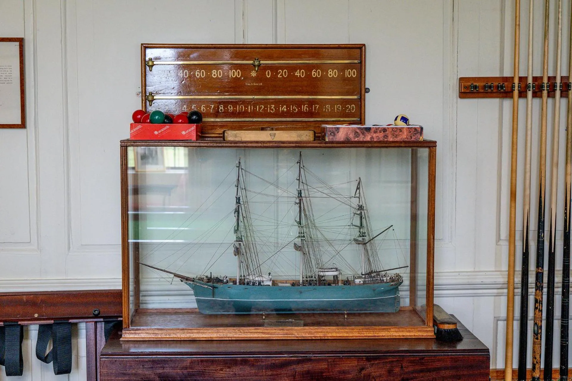 Decorative detail in Llangoed Hall