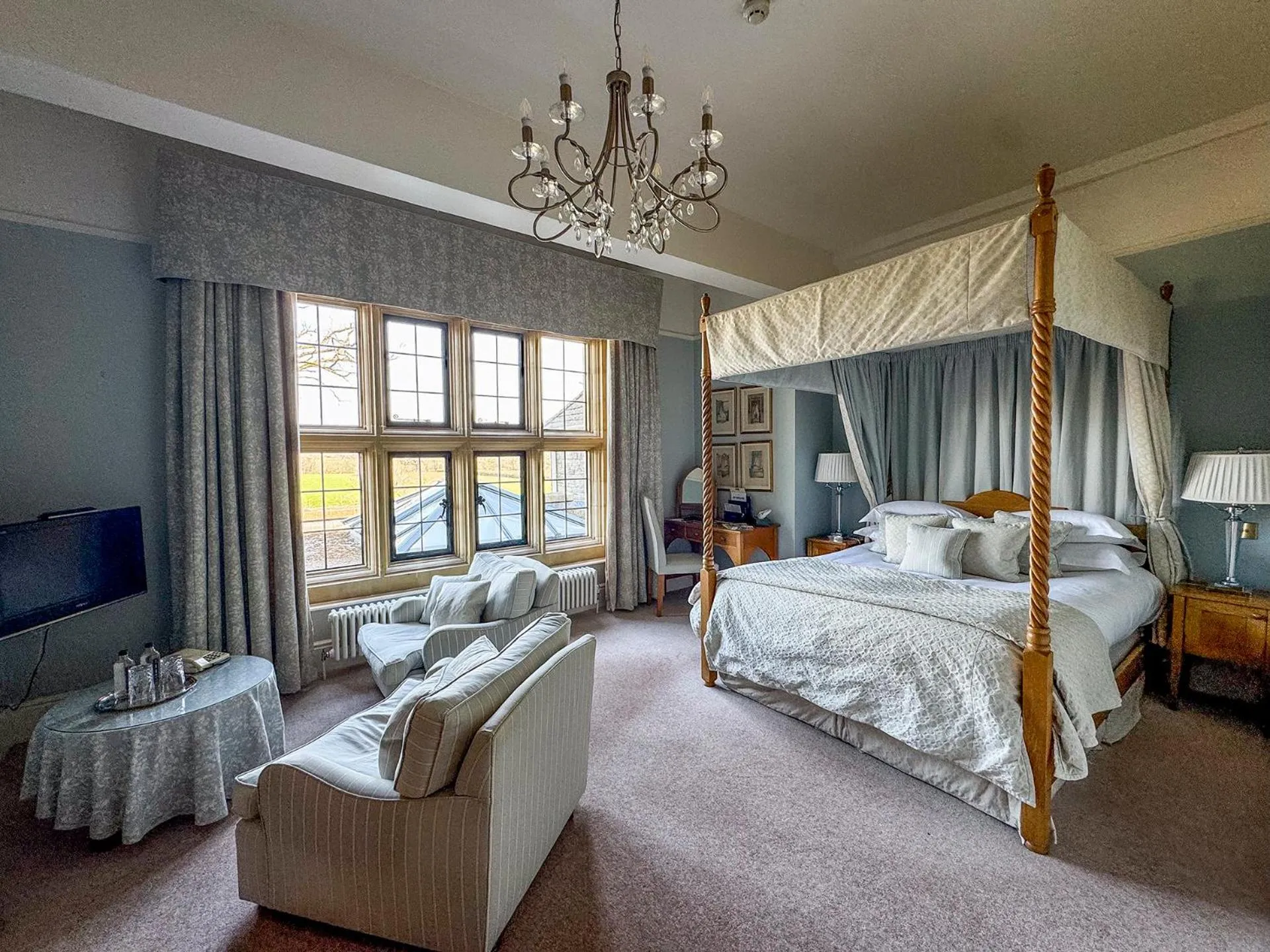 Bed in Llangoed Hall