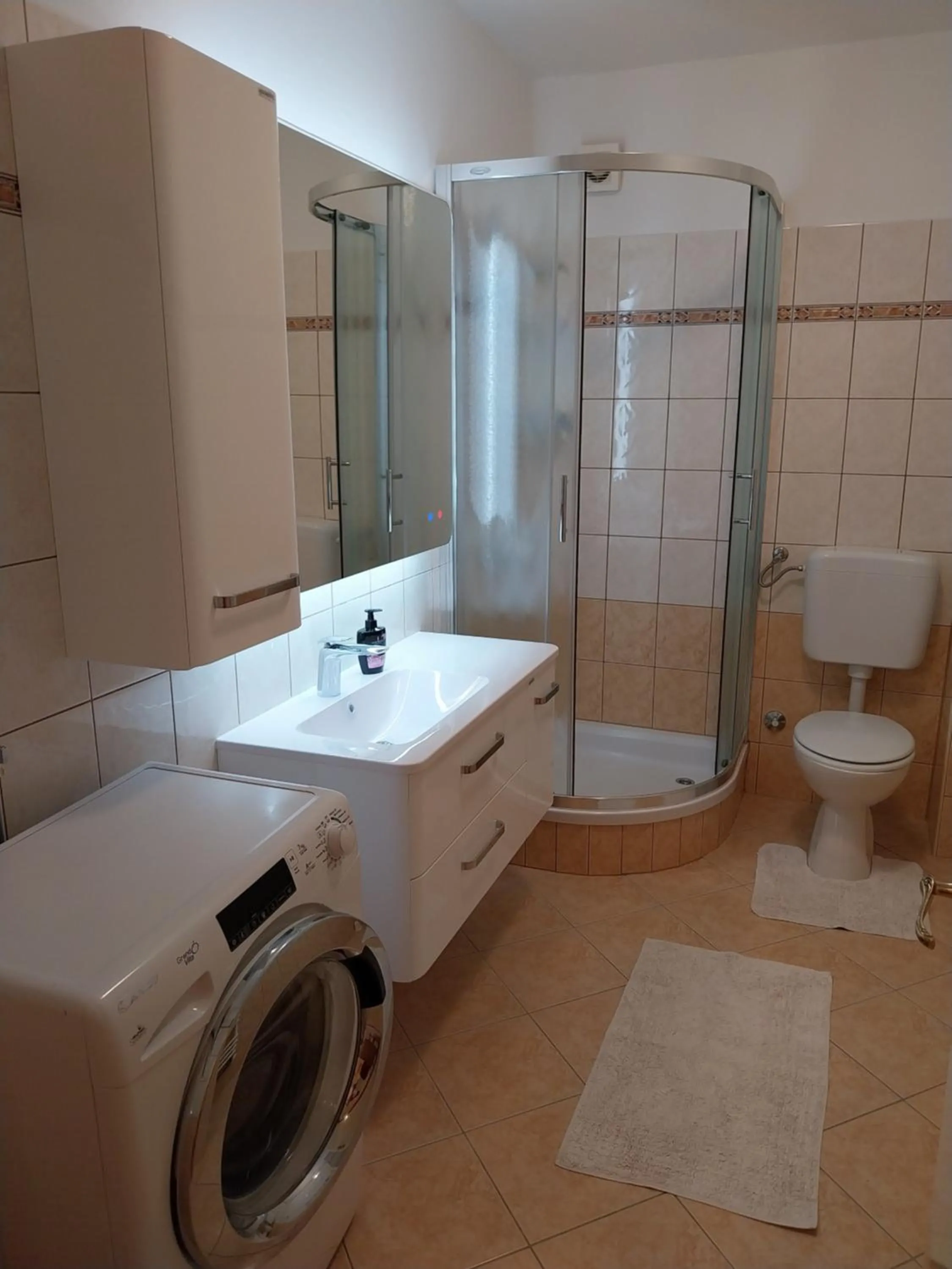 Apartments Hajo