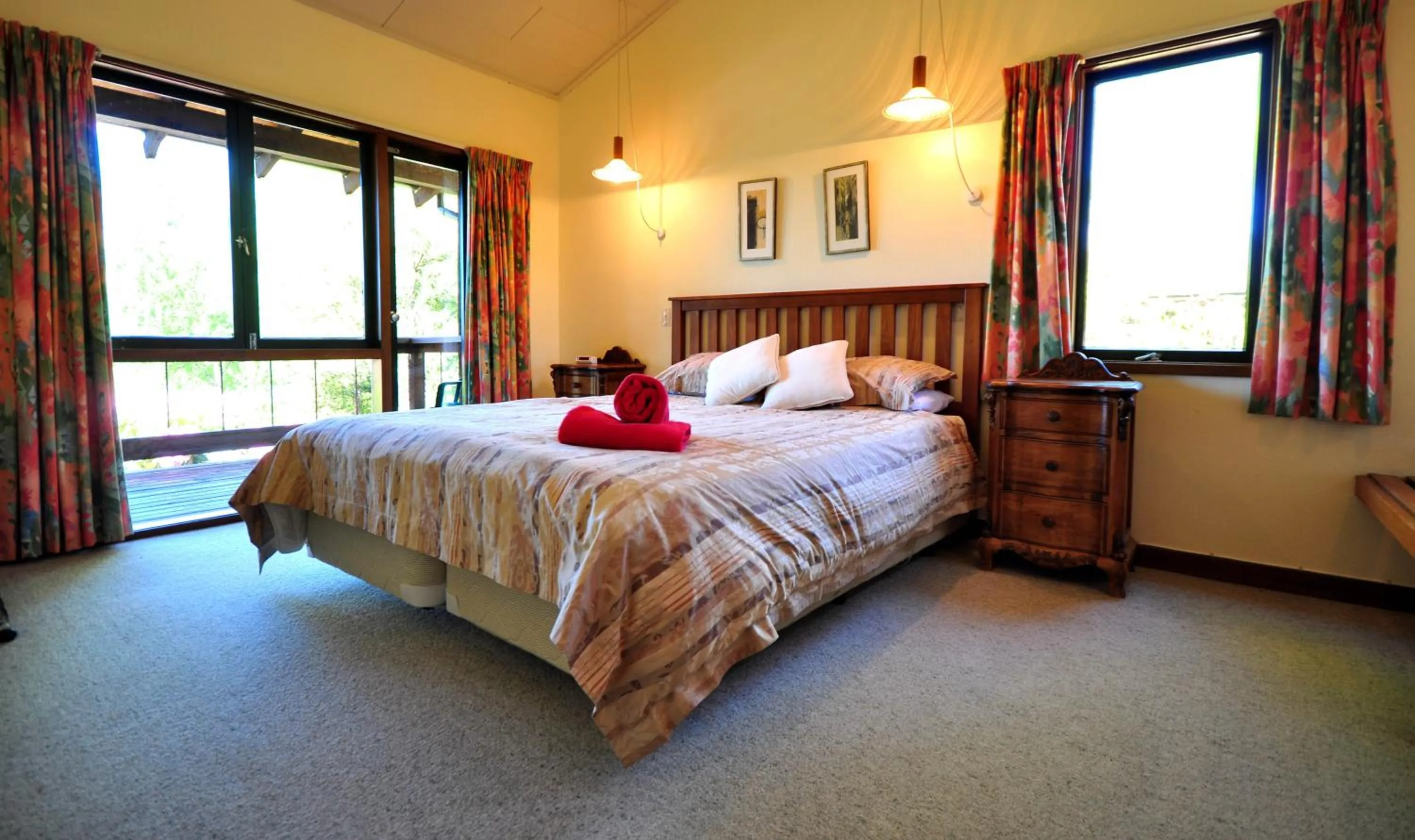 Bed in Greenacres Alpine Chalets & Villas