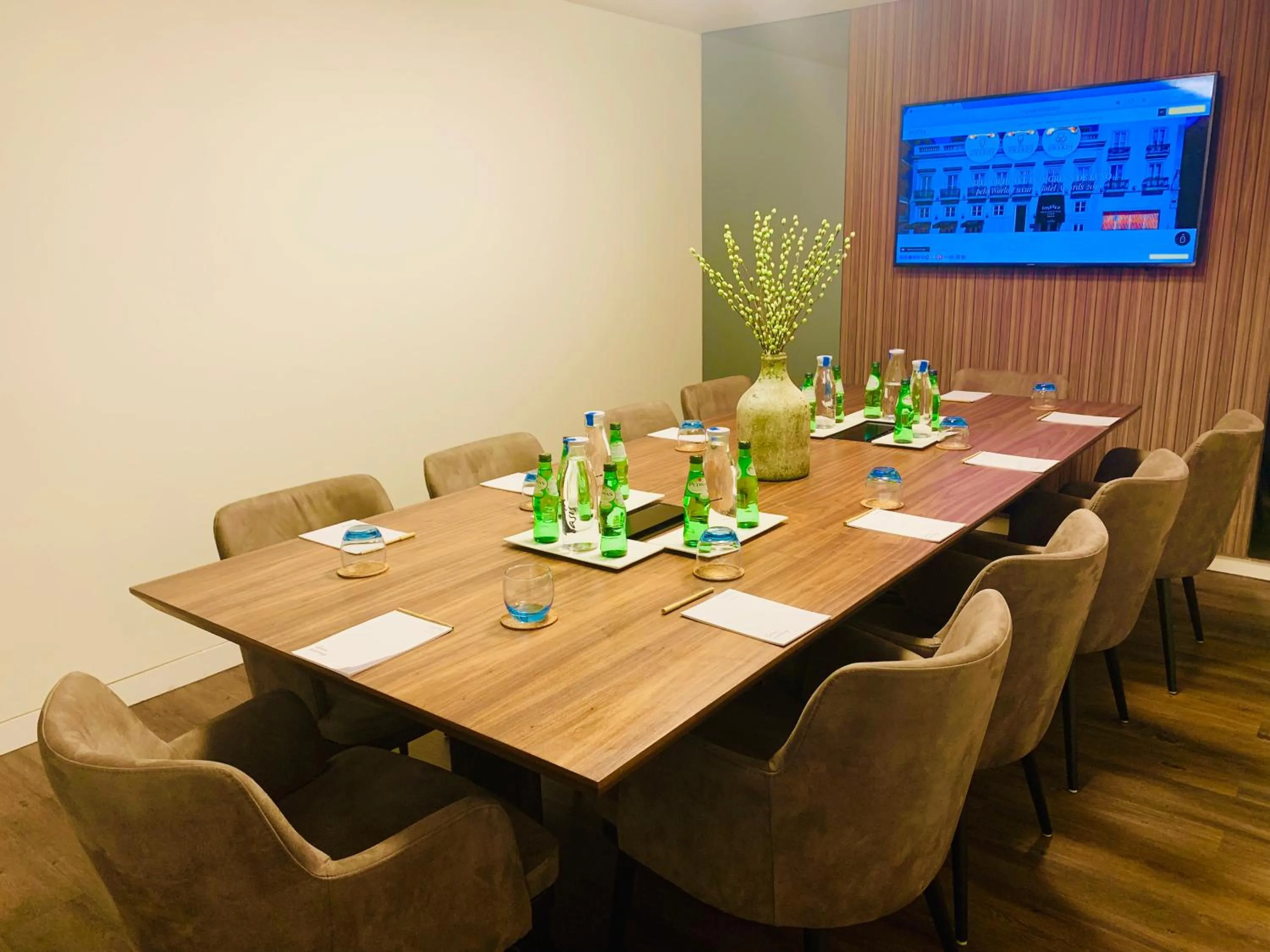 Meeting/conference room in Inspira Liberdade Boutique Hotel