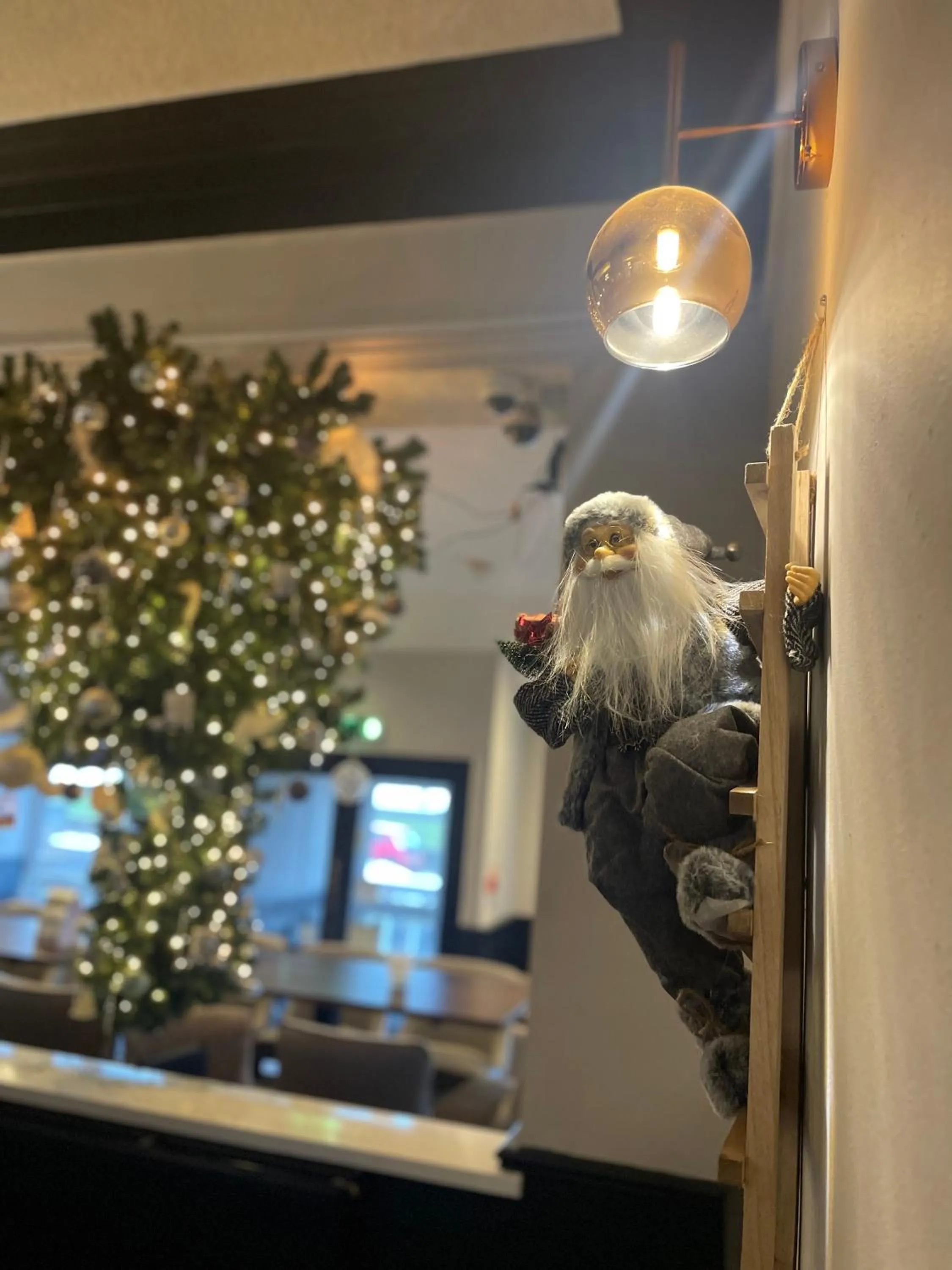 The Lilly Restaurant With Rooms