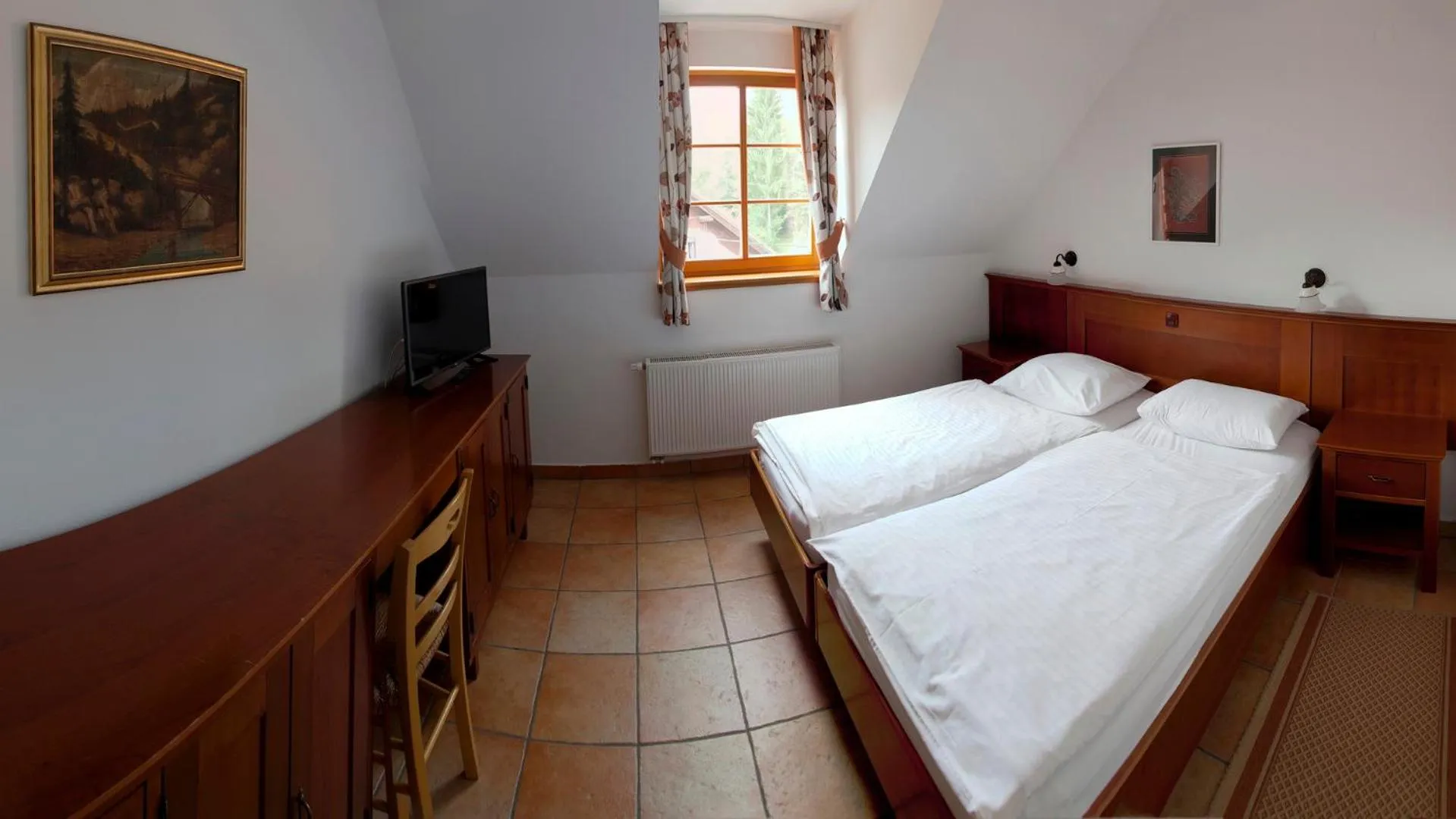 Photo of the whole room in Hotel Kovac