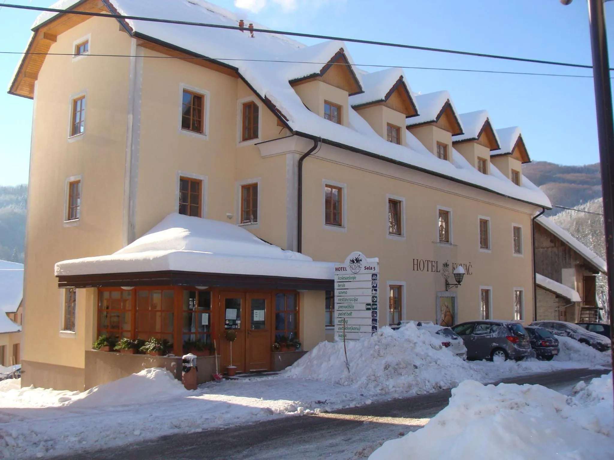 Property building in Hotel Kovac