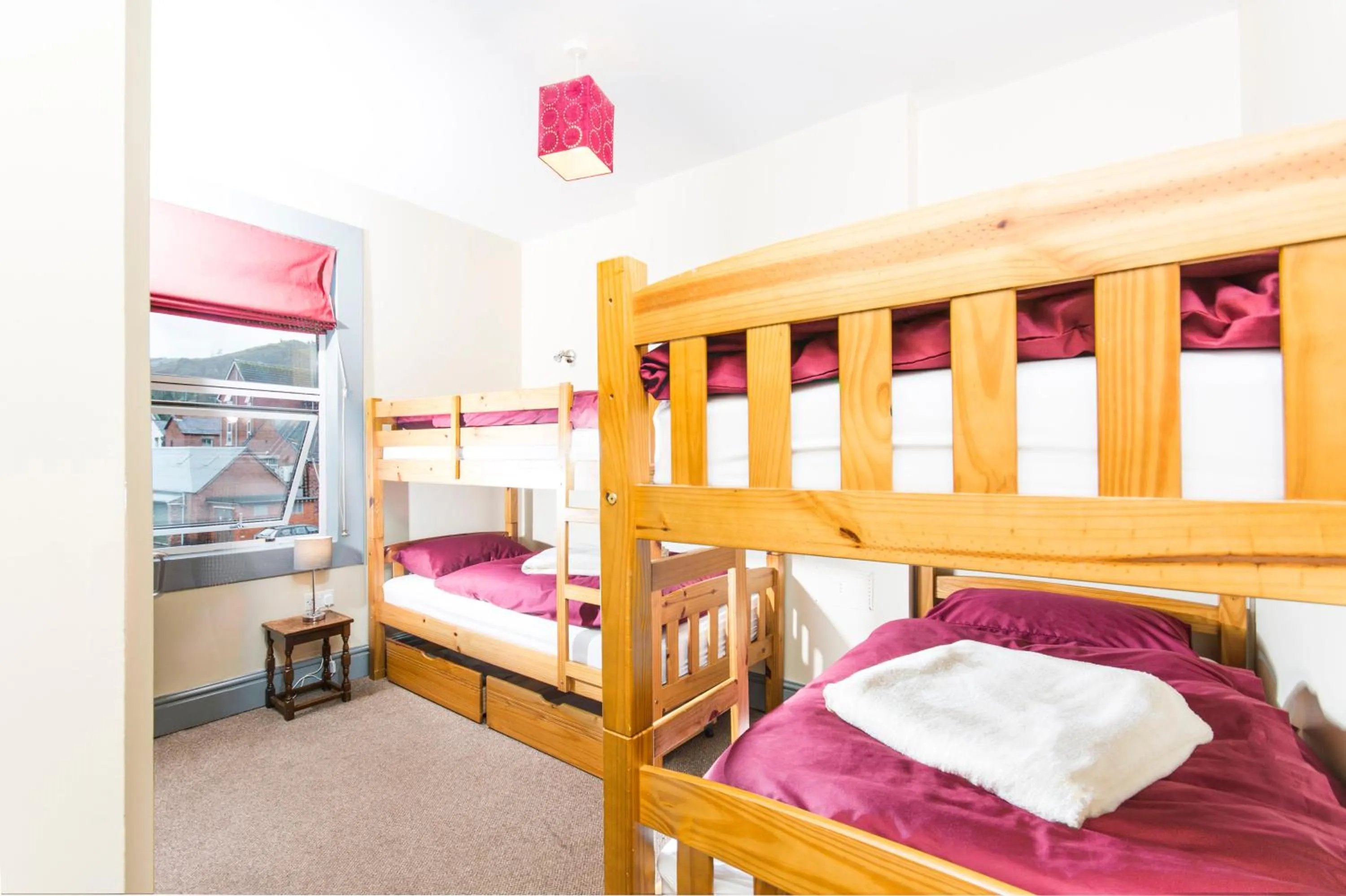 Bed in Llangollen Hostel Self-catering - Only Private Guest Bedrooms