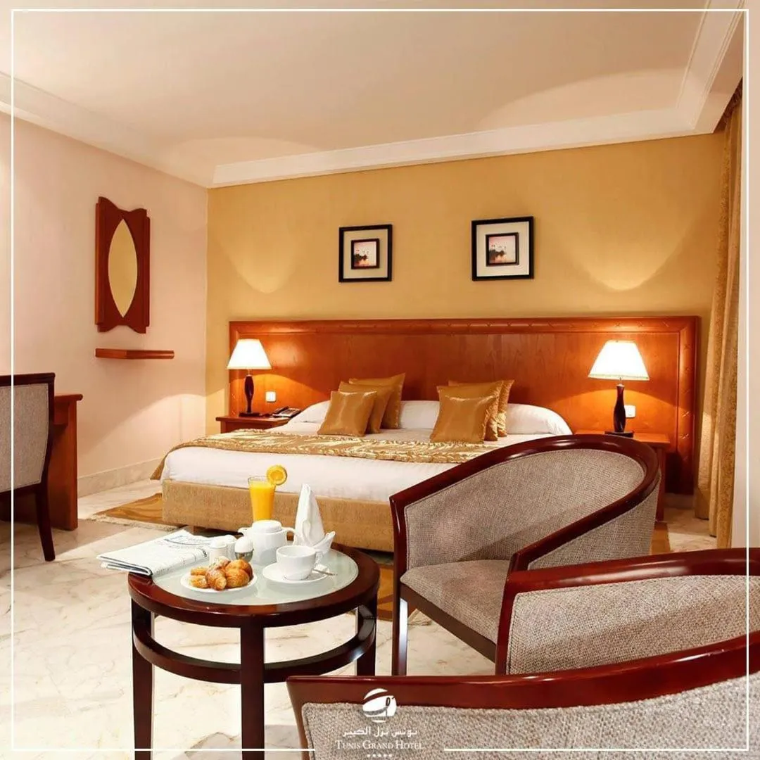 Bedroom, Bed in Tunis Grand Hotel